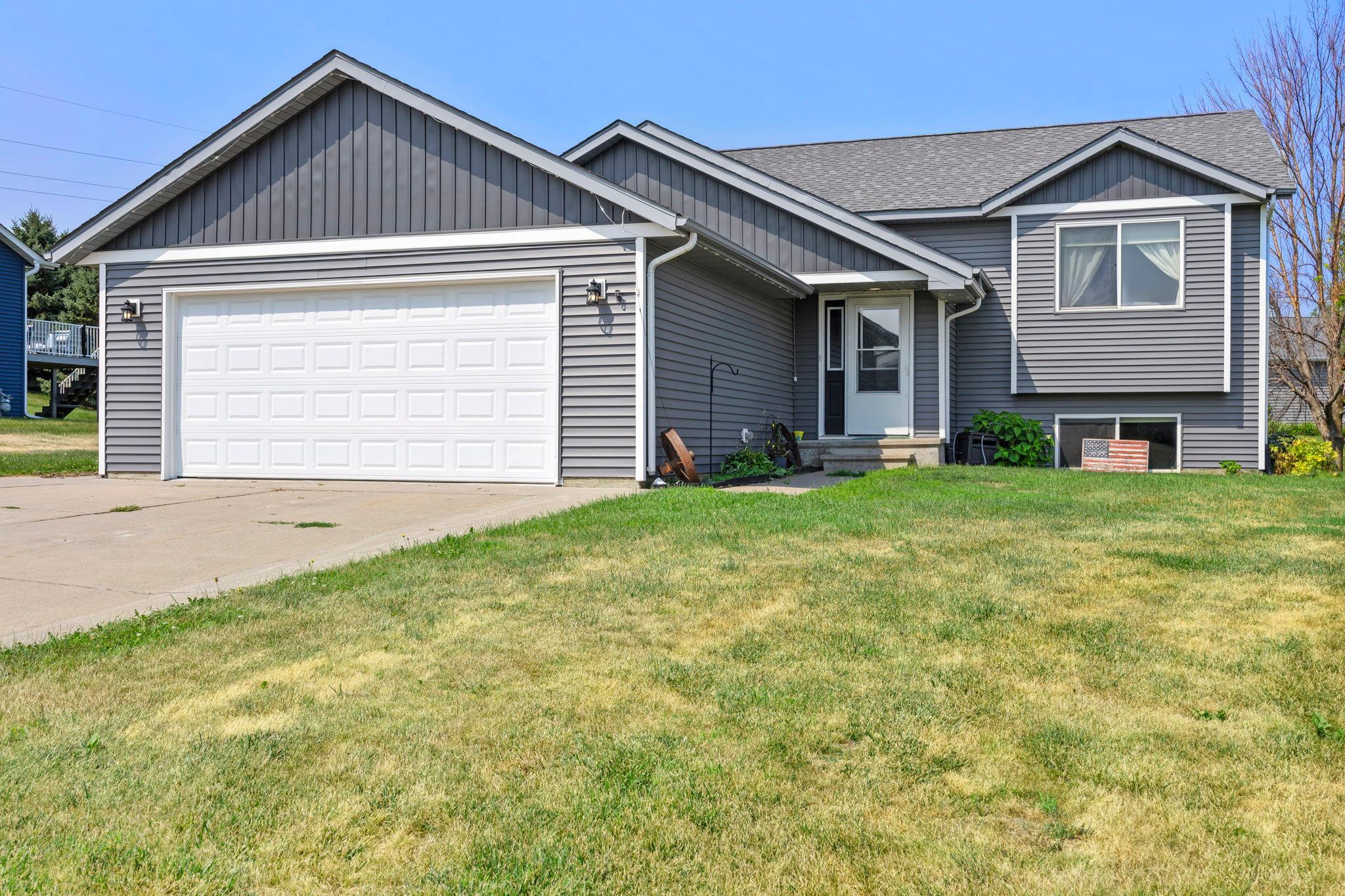 1st image of 407 N 9th St, Goodhue, MN 55027 | MLS# 7115243
