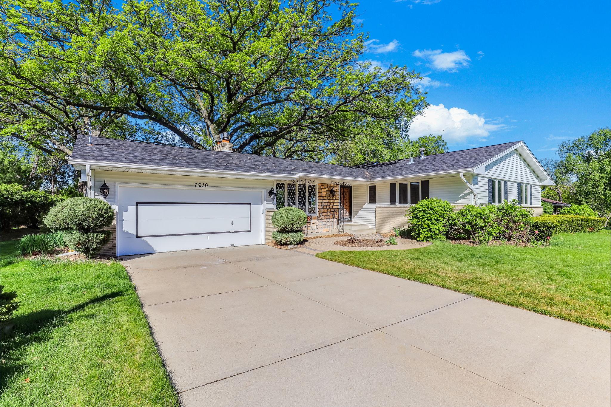 2nd image of 7610 Alden Wy Ne, Minneapolis, MN 55432 | MLS# 7115250