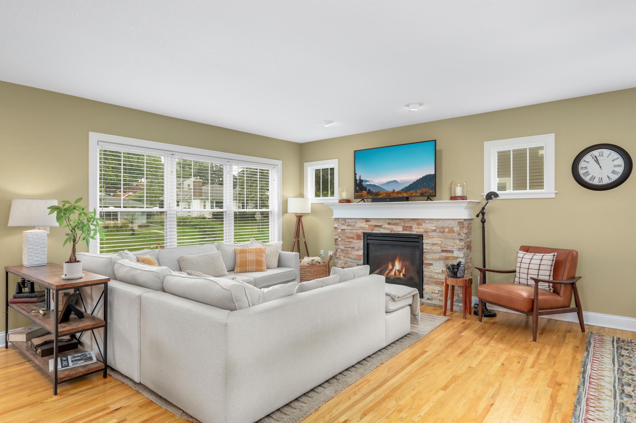 5th image of 1636 Saunders Ave, Saint Paul, MN 55116 | MLS# 7115437