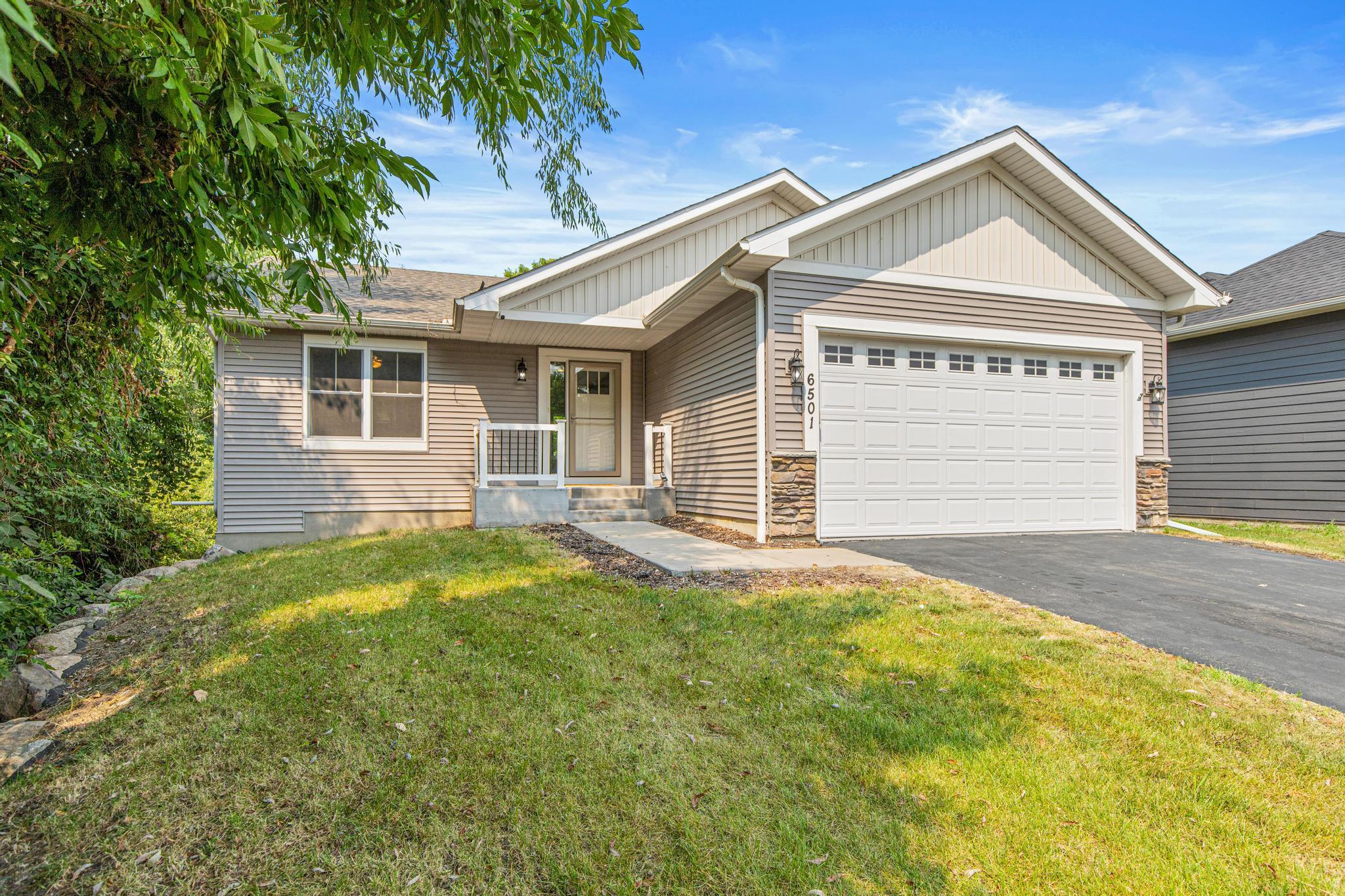 1st image of 6501 Carrigan Lake Dr, Waverly, MN 55390 | MLS# 7115554
