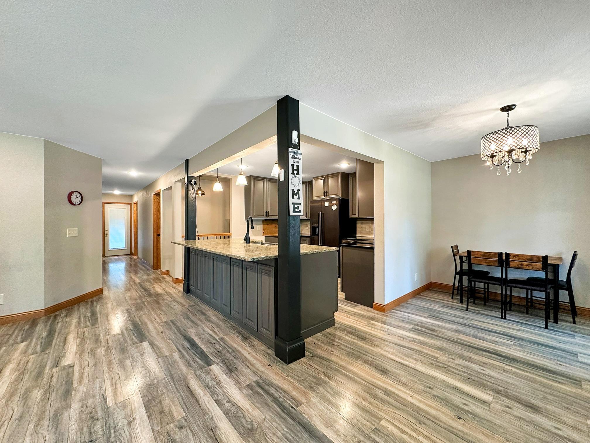5th image of 1024 5Th St Sw, Willmar, MN 56201 | MLS# 7115713