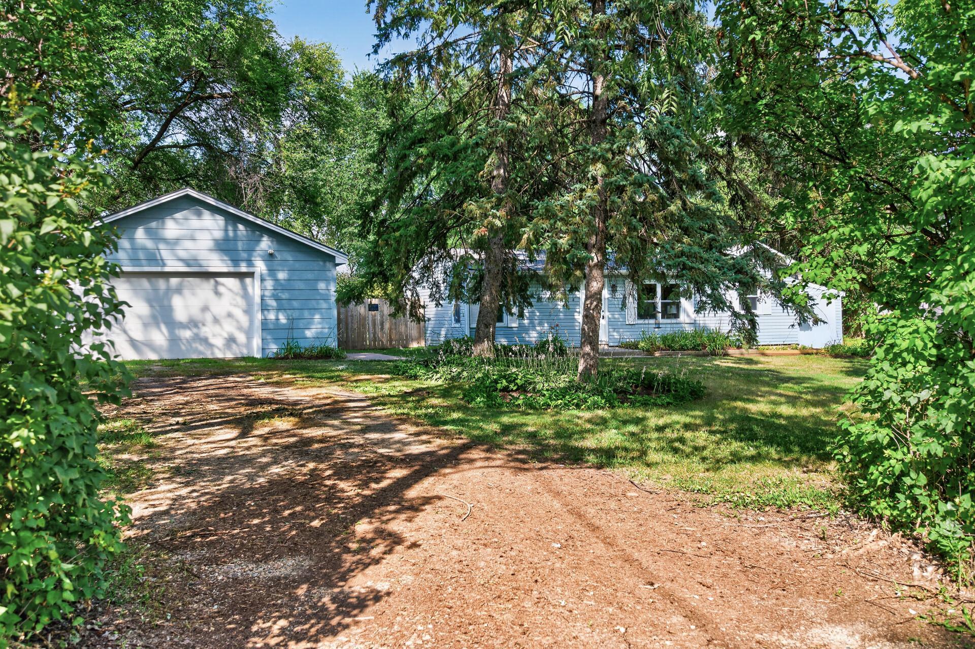3rd image of 8145 Mount Curve Blvd, Brooklyn Park, MN 55445 | MLS# 7115754