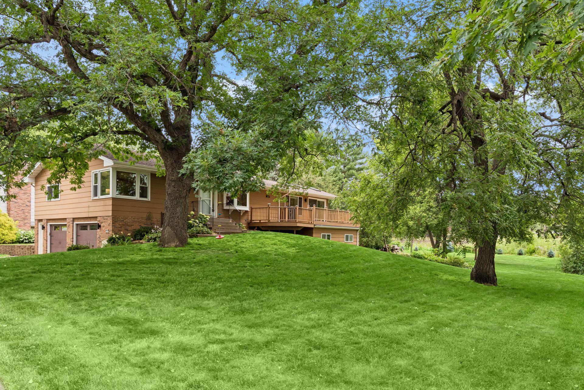 3rd image of 1643 Millwood Ave, Saint Paul, MN 55113 | MLS# 7115781