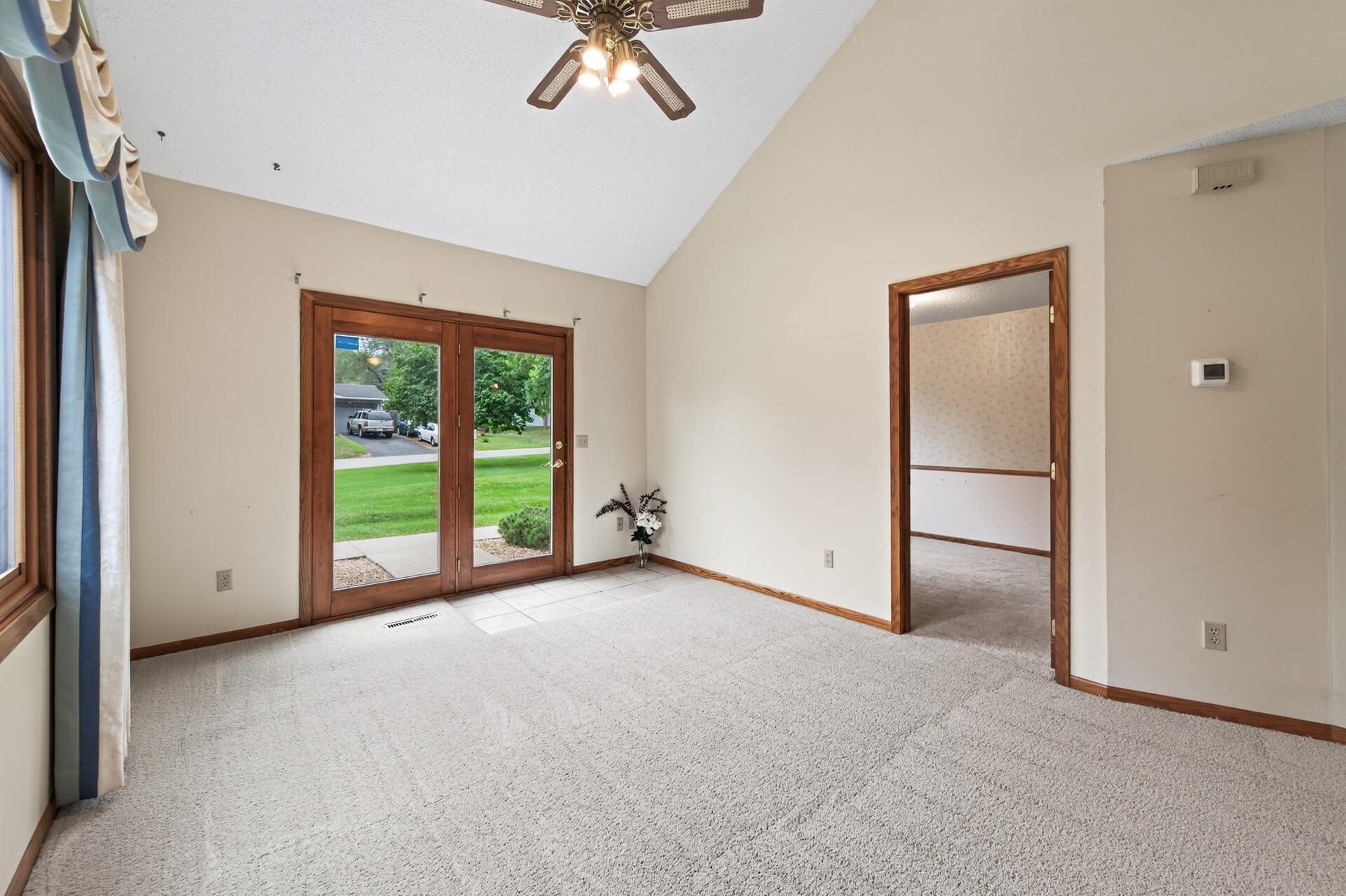 2nd image of 548 Auburn Pl Nw #A, Elk River, MN 55330 | MLS# 7115824