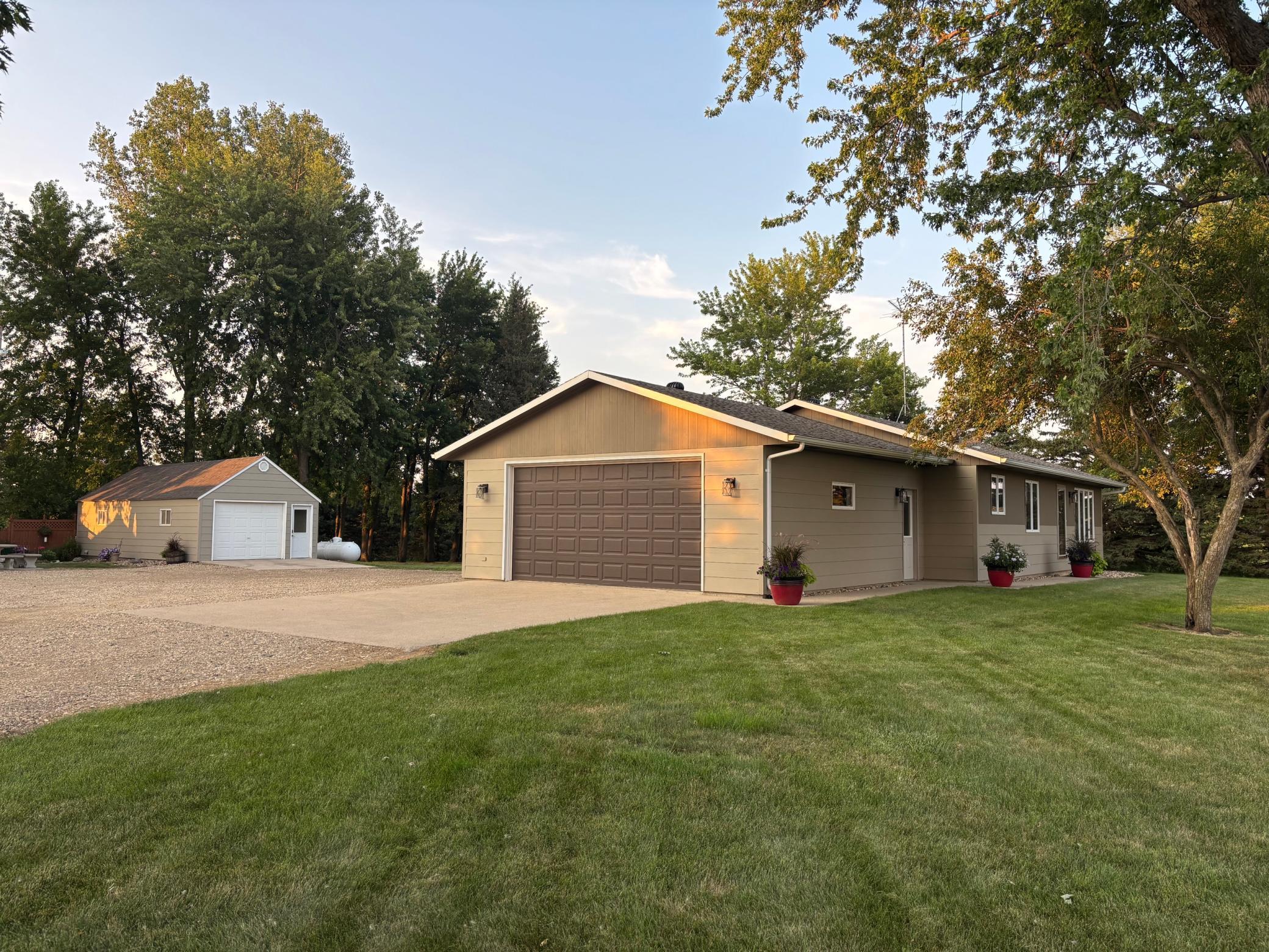 1st image of 27366 260th St, Worthington, MN 56187 | MLS# 7115835