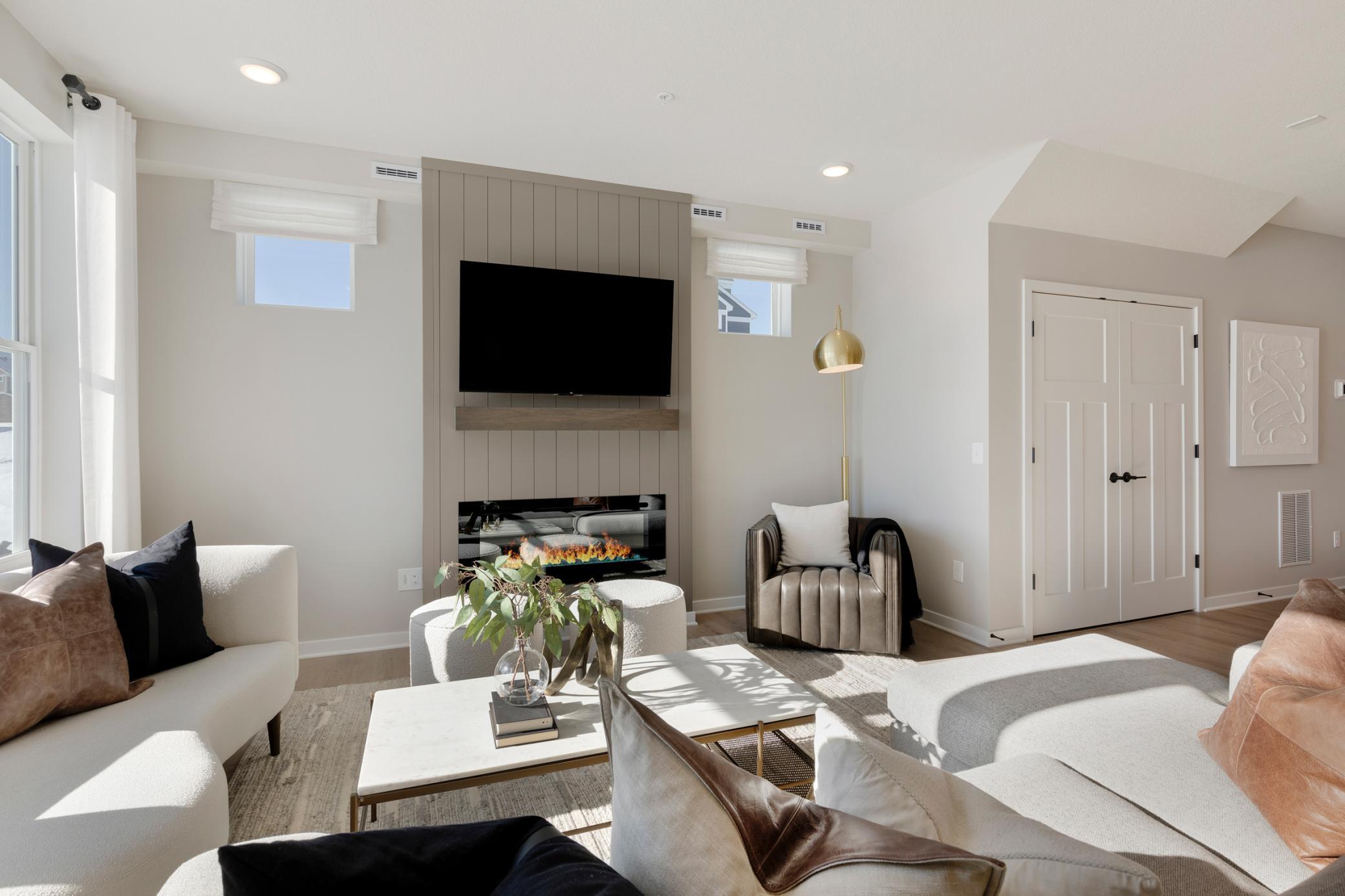 2nd image of 10392 Ithaca Ln N, Maple Grove, MN 55369 | MLS# 7115872