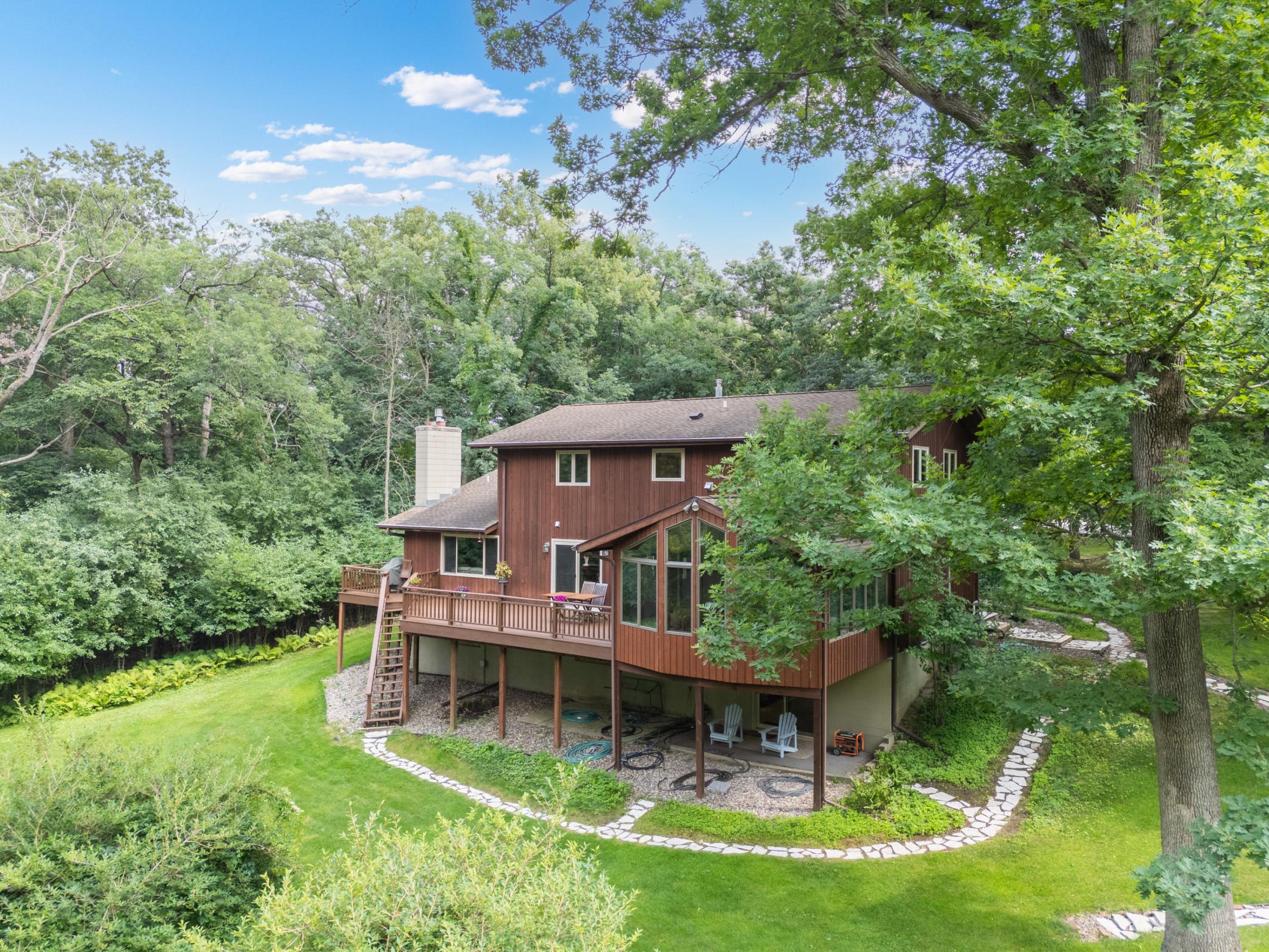 2nd image of 2901 Bambi Ct Sw, Rochester, MN 55902 | MLS# 7115882
