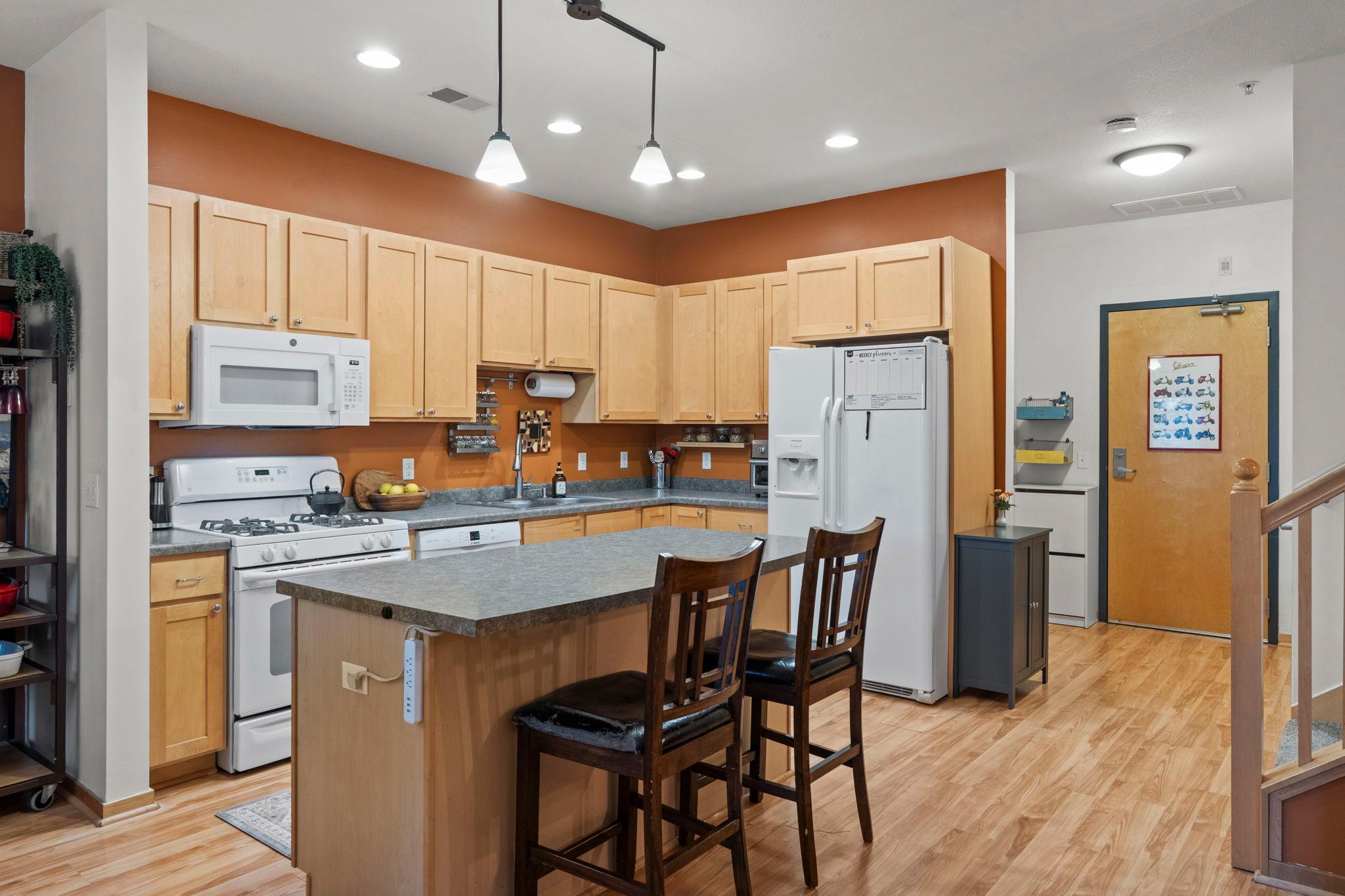 3rd image of 2900 11Th Ave S #1009, Minneapolis, MN 55407 | MLS# 7115886