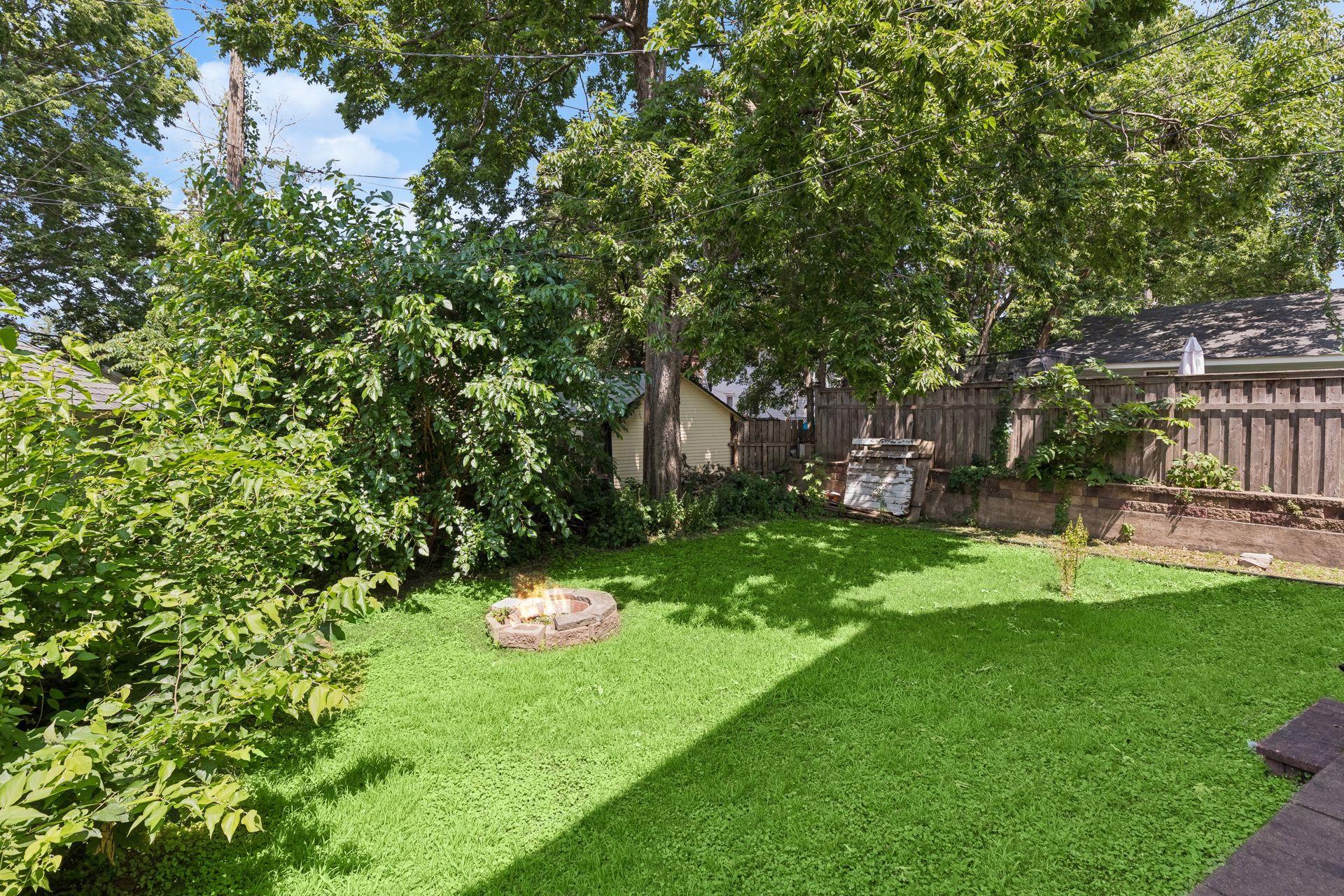 2nd image of 1083 Hague Ave, Saint Paul, MN 55104 | MLS# 7115974