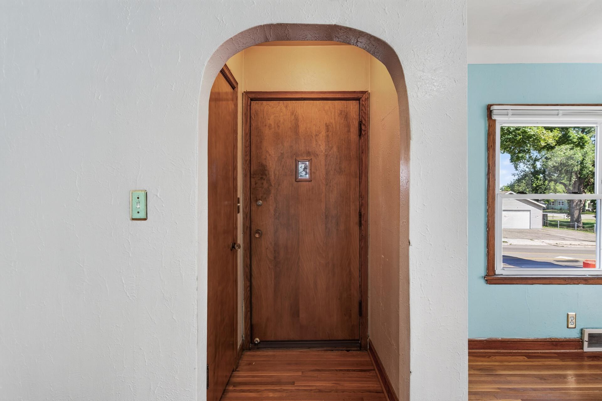5th image of 32 Maryland Ave E, Saint Paul, MN 55117 | MLS# 7116001