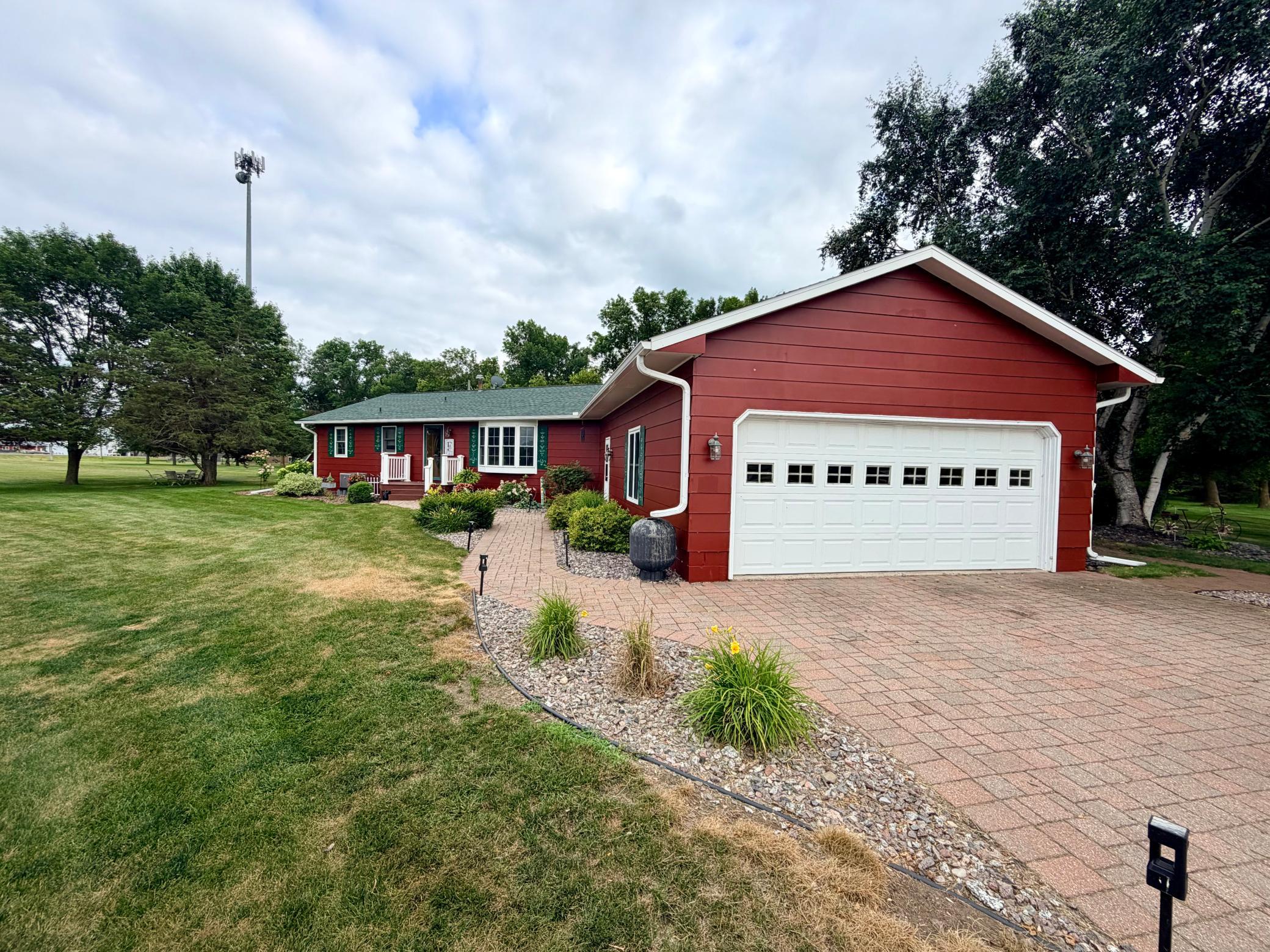1st image of 14451 Hwy 55 Ne, Belgrade, MN 56312 | MLS# 7116028