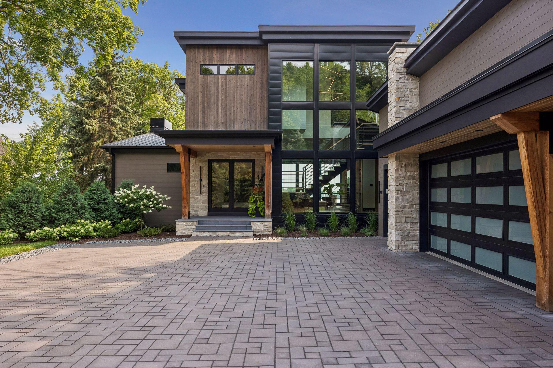 3rd image of 4041 N Shore Dr, Mound, MN 55364 | MLS# 7116033