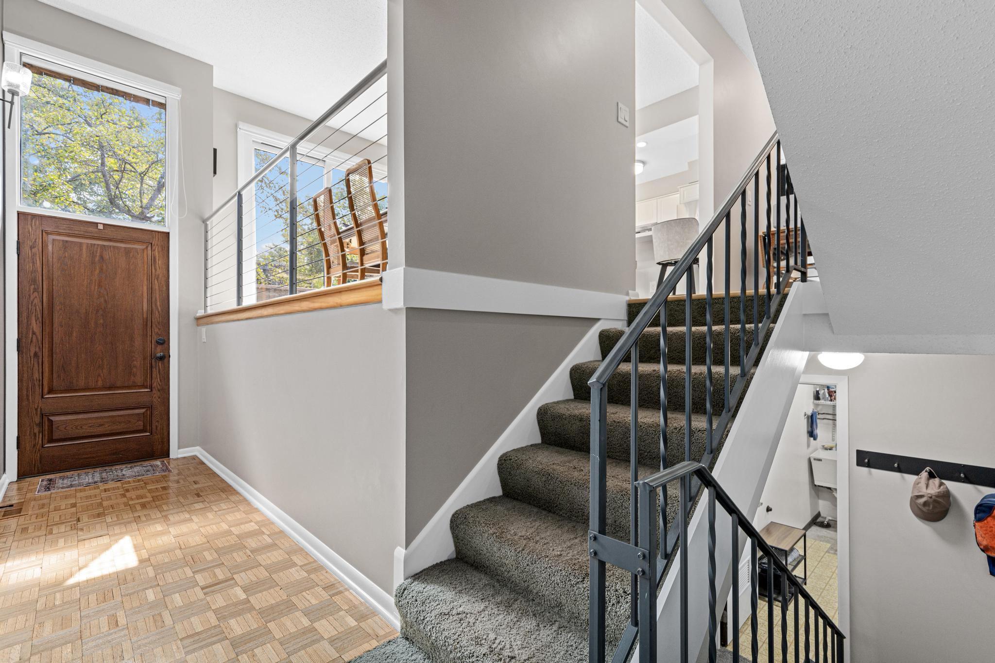 5th image of 10304 Berkshire Rd, Minneapolis, MN 55437 | MLS# 7116040