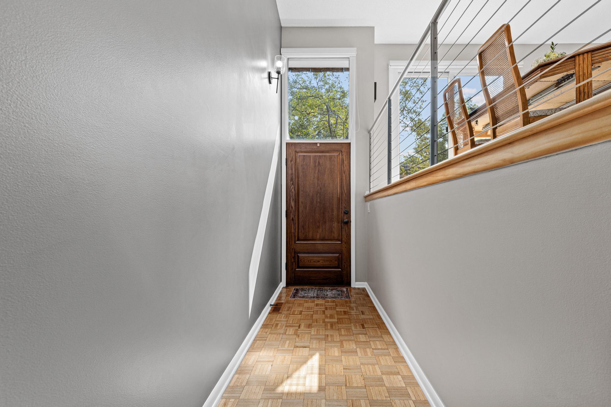 4th image of 10304 Berkshire Rd, Minneapolis, MN 55437 | MLS# 7116040