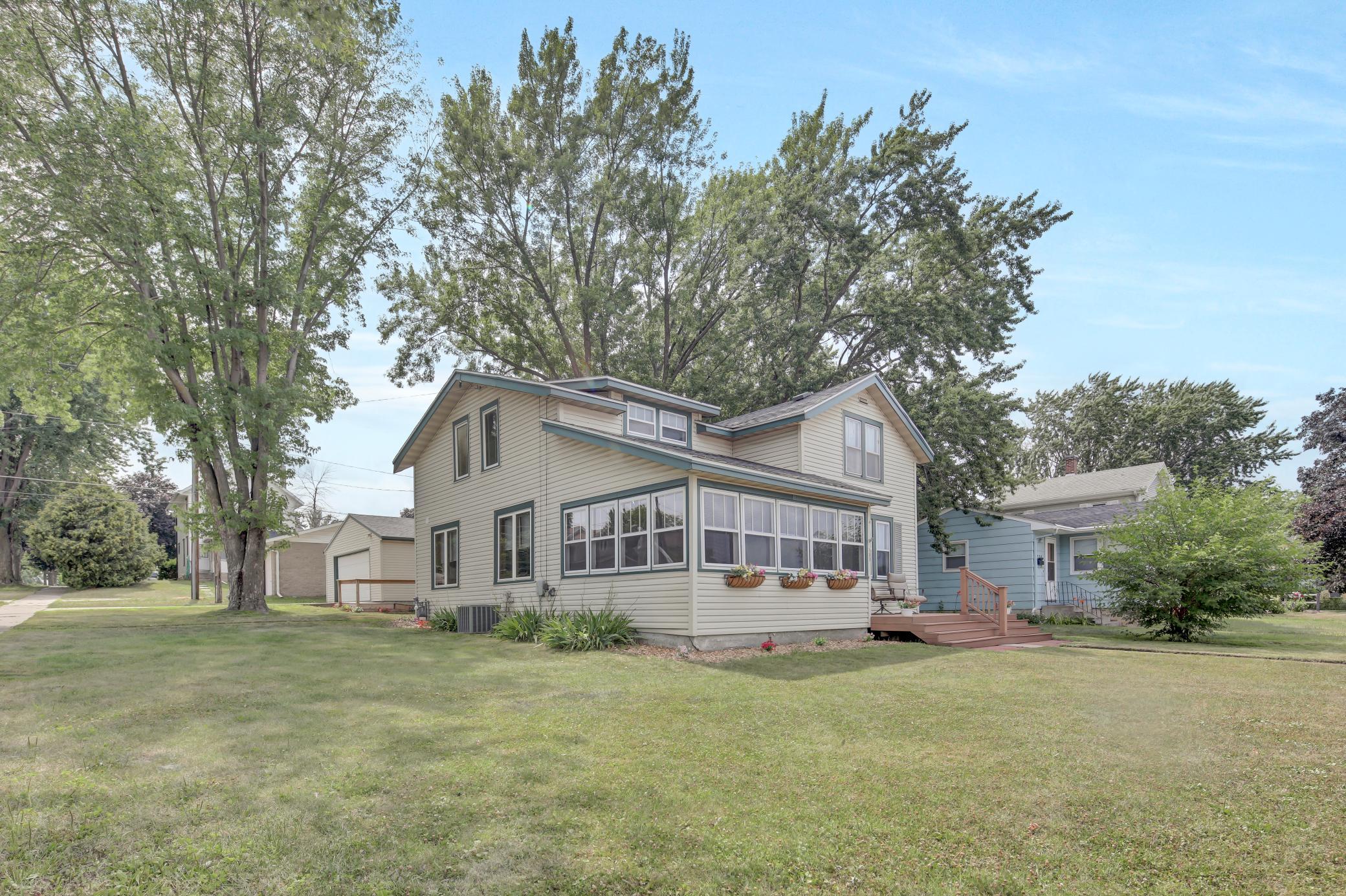 Homes for sale in Lake City, MN | 303 N Lakeshore Dr, Lake City, MN 55041 | MLS# 7116058