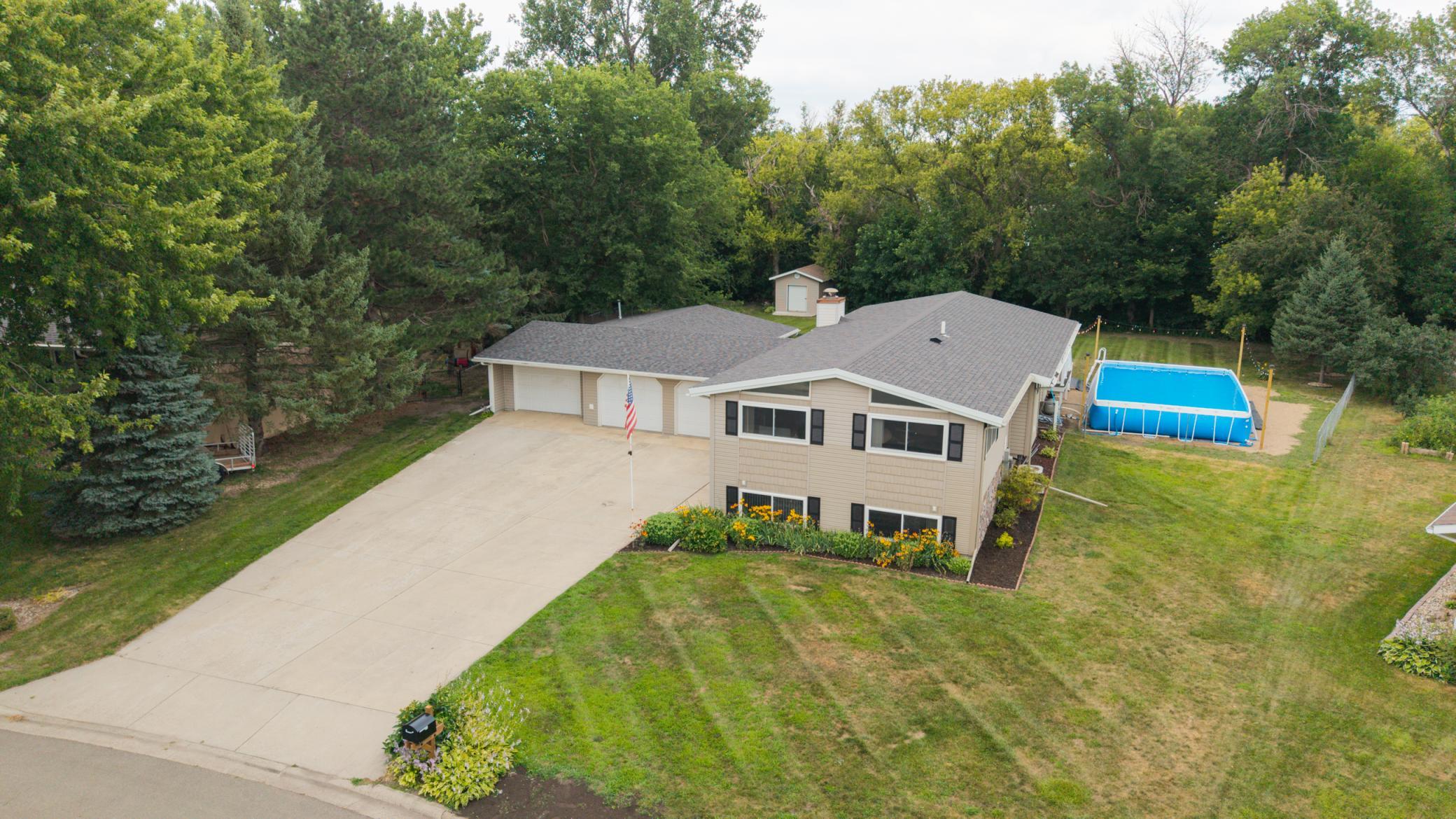 1st image of 1210 Westwood Dr, Marshall, MN 56258 | MLS# 7116063
