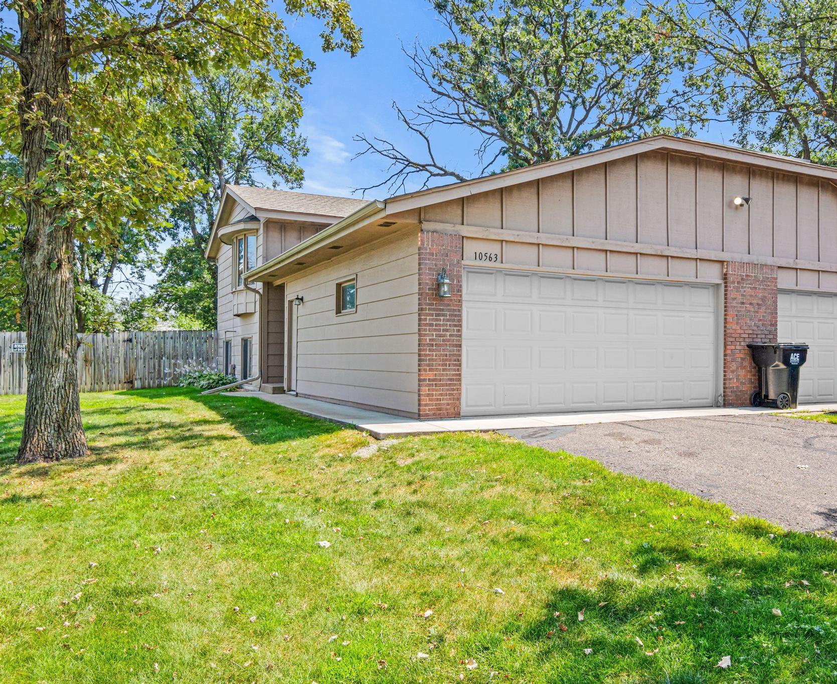 1st image of 10563 Martin St Nw, Minneapolis, MN 55433 | MLS# 7116069
