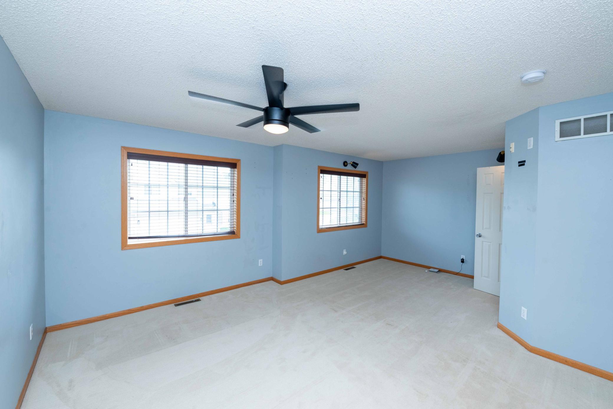 3rd image of 8663 Quarry Ridge Ln #F, Saint Paul, MN 55125 | MLS# 7116079