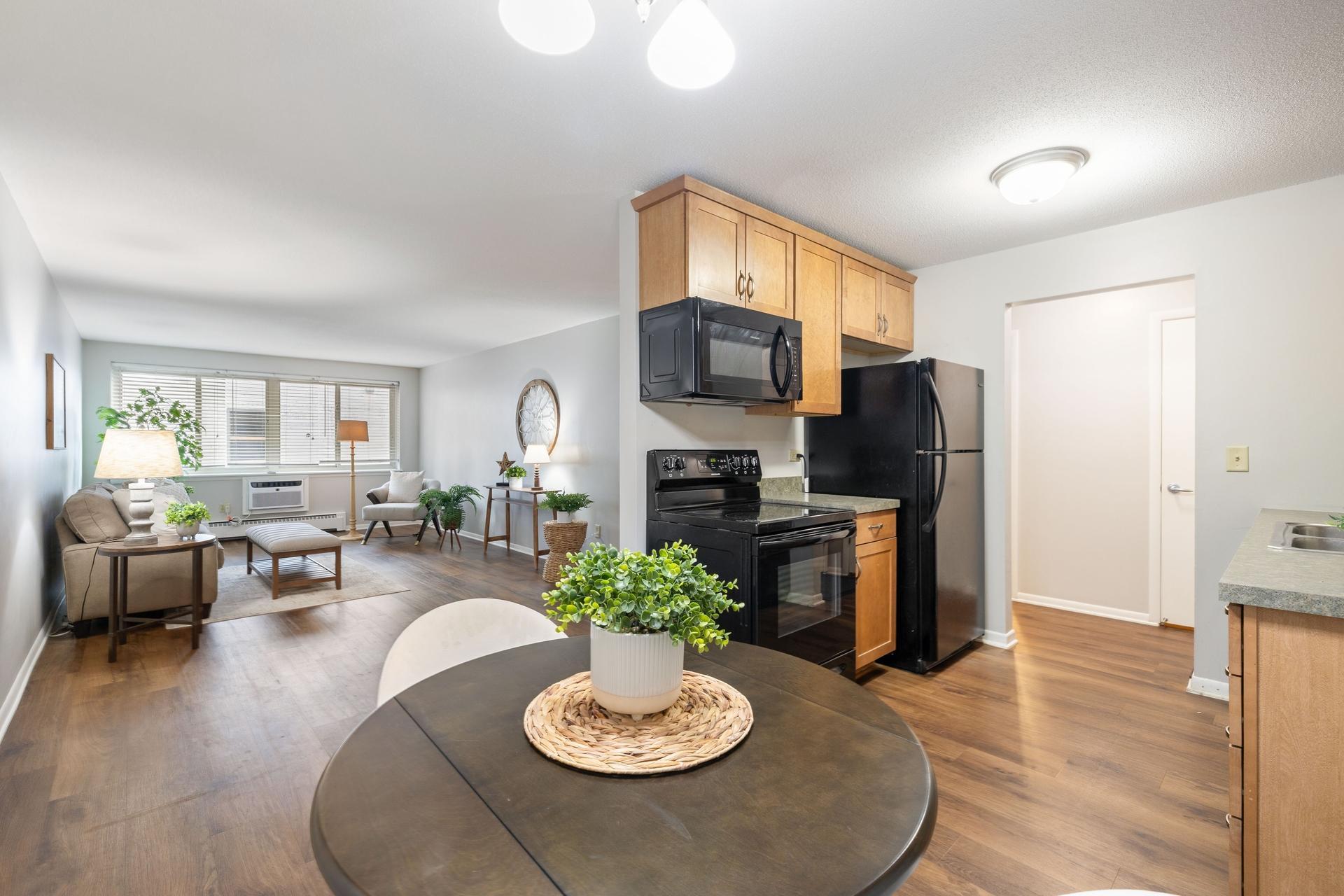 1st image of 4400 Upton Ave S #203, Minneapolis, MN 55410 | MLS# 7116132
