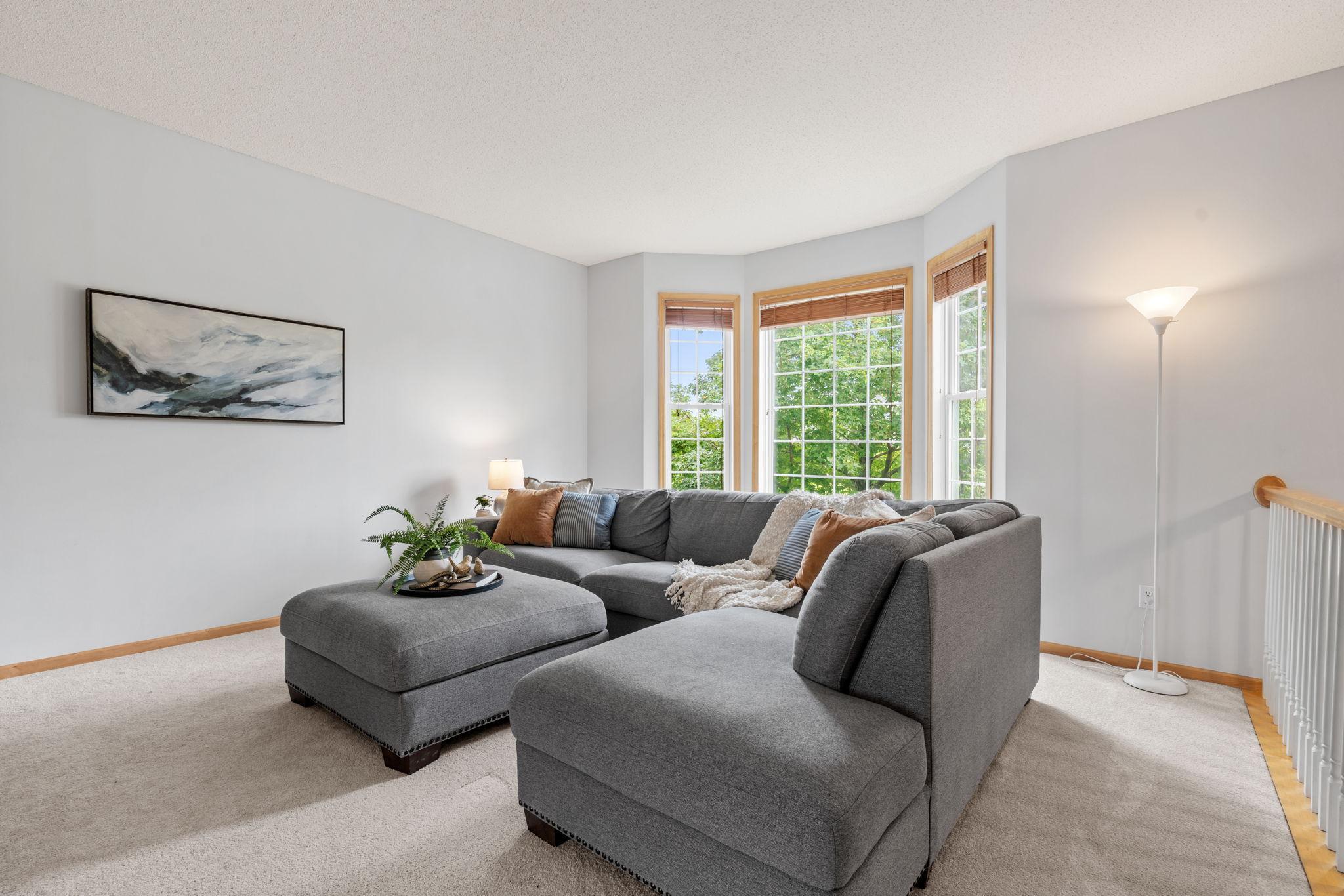 3rd image of 15737 Foliage Ave, Saint Paul, MN 55124 | MLS# 7116162