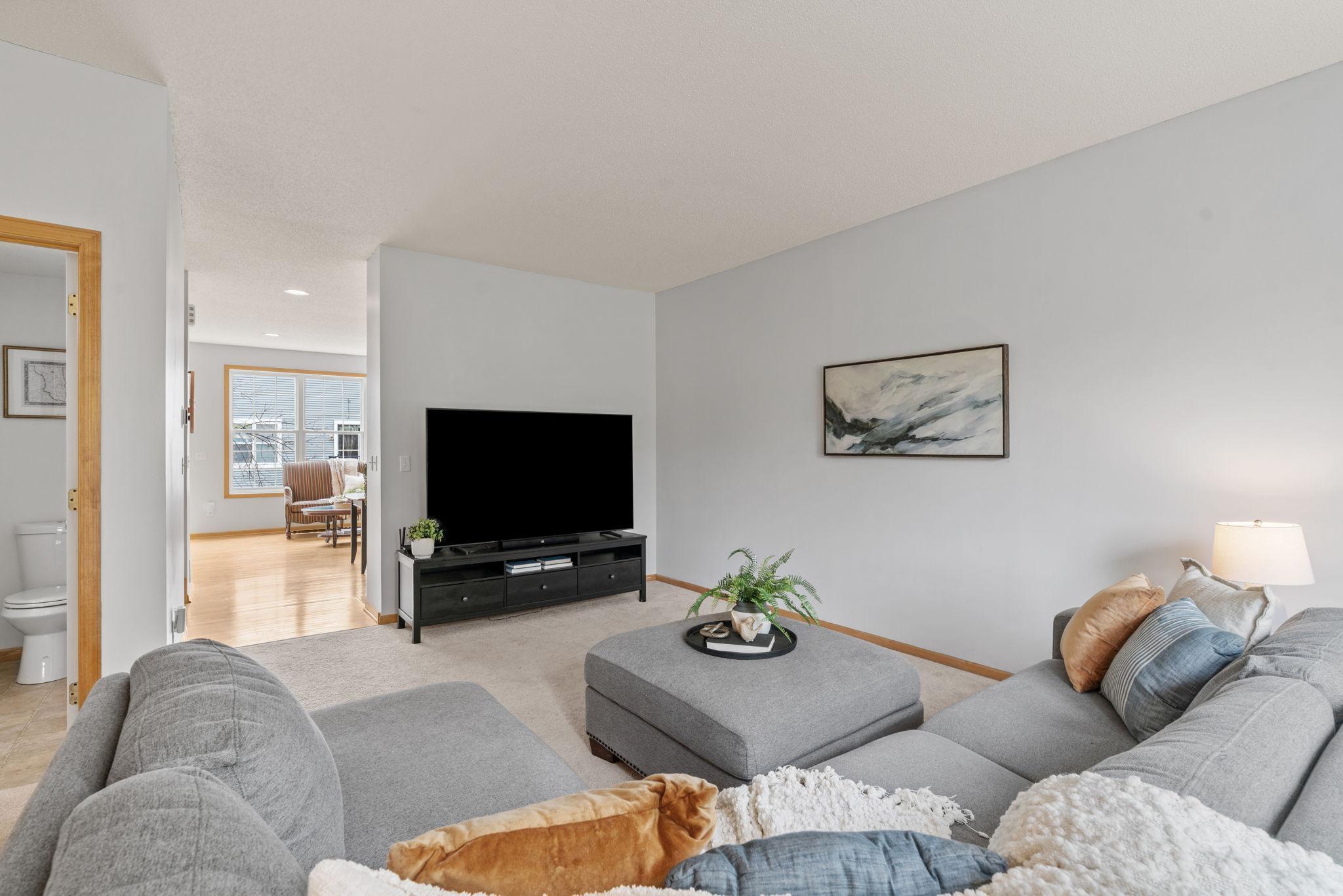 4th image of 15737 Foliage Ave, Saint Paul, MN 55124 | MLS# 7116162