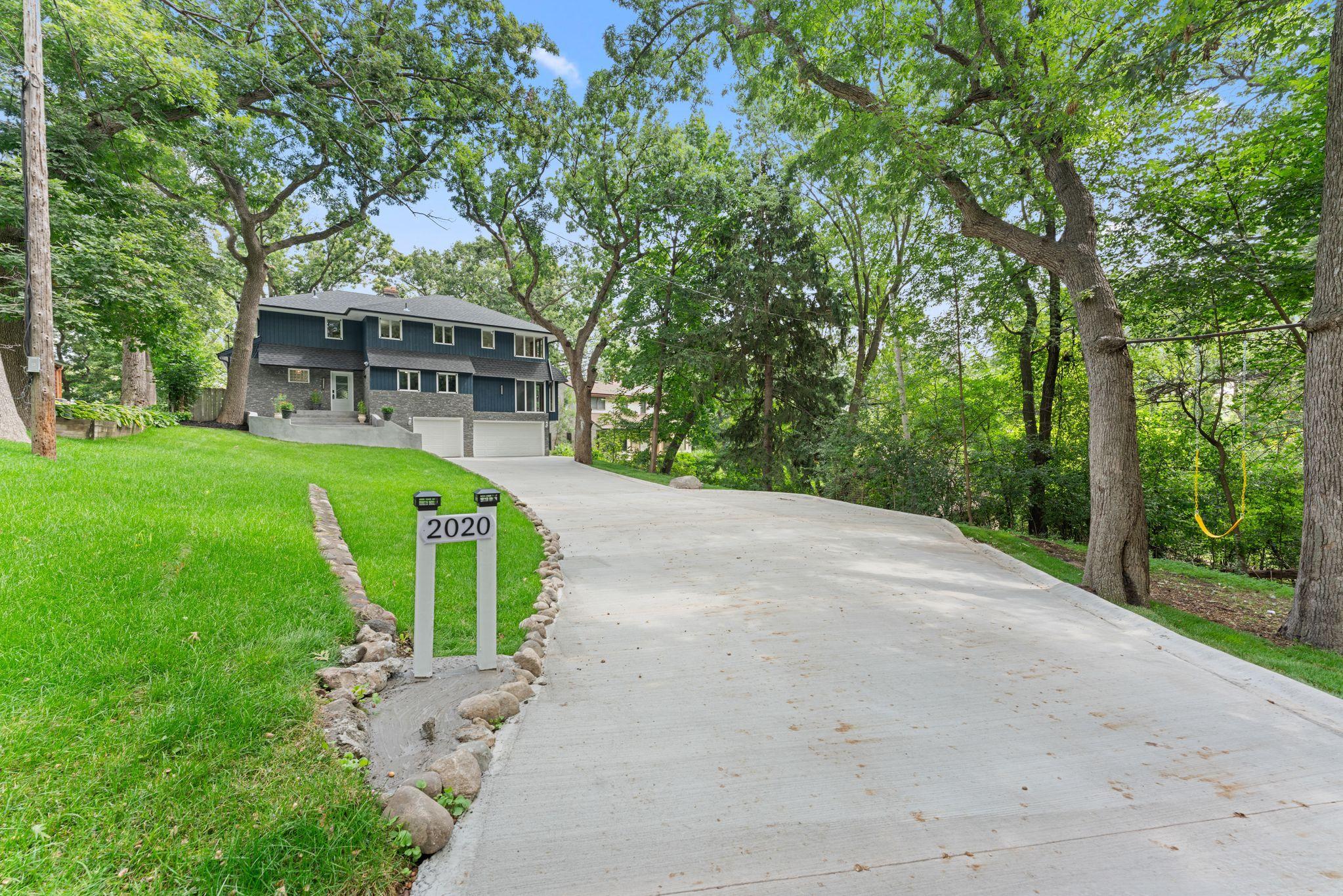 38th image of 2020 Arcade St, Saint Paul, MN 55109 | MLS# 7116169