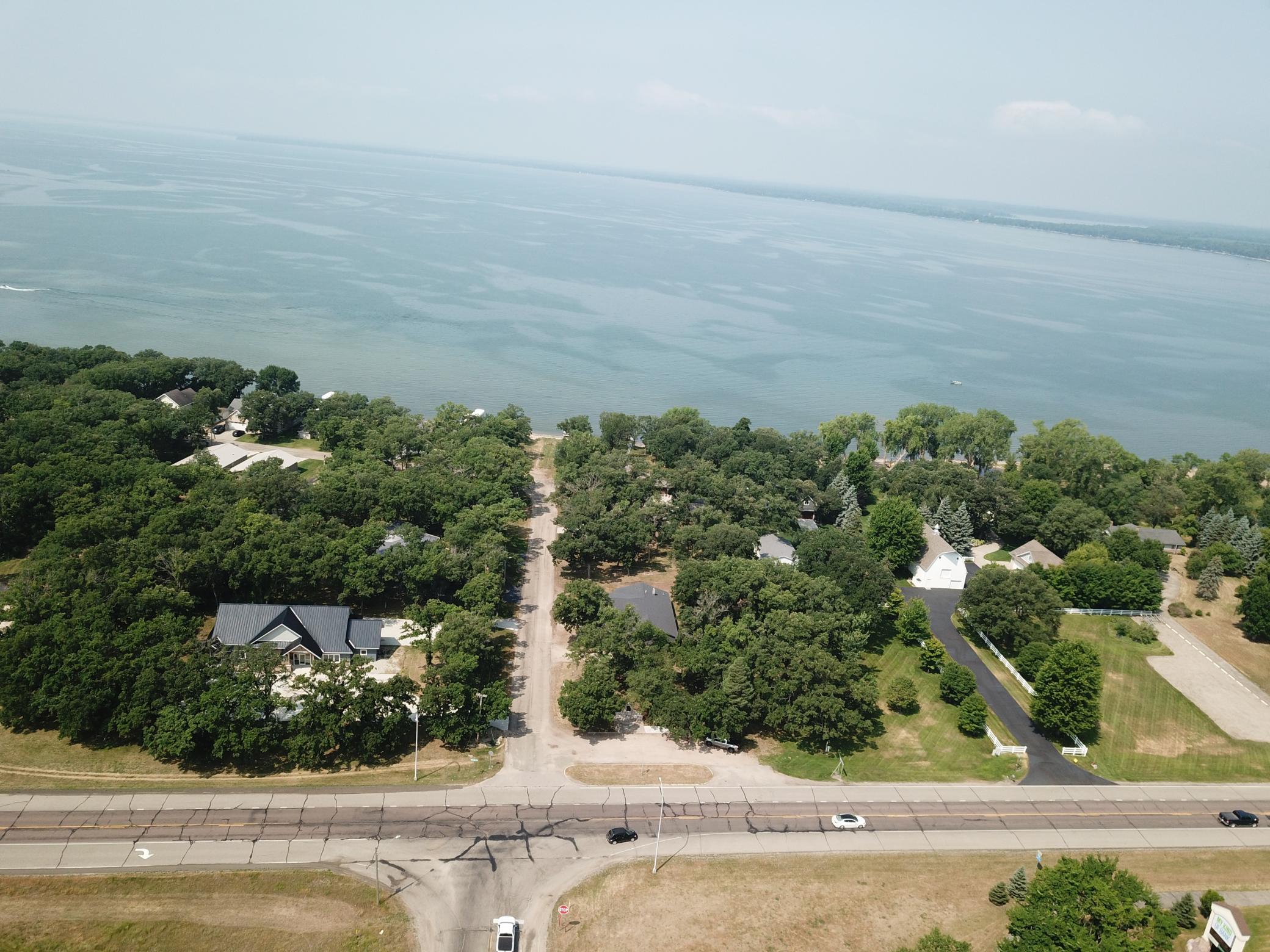 2nd image of 90 Bay View Rd, Ottertail, MN 56571 | MLS# 7116175
