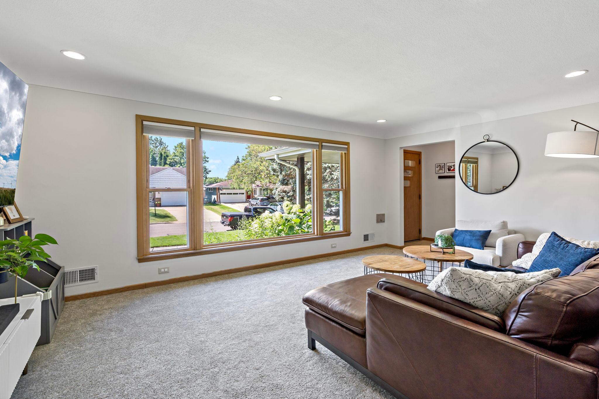 5th image of 3200 Armour Ter, Saint Anthony, MN 55418 | MLS# 7116192