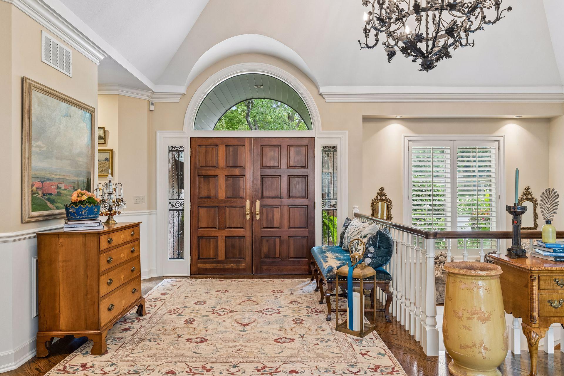 5th image of 300 Salem Church Rd, Saint Paul, MN 55118 | MLS# 7116245