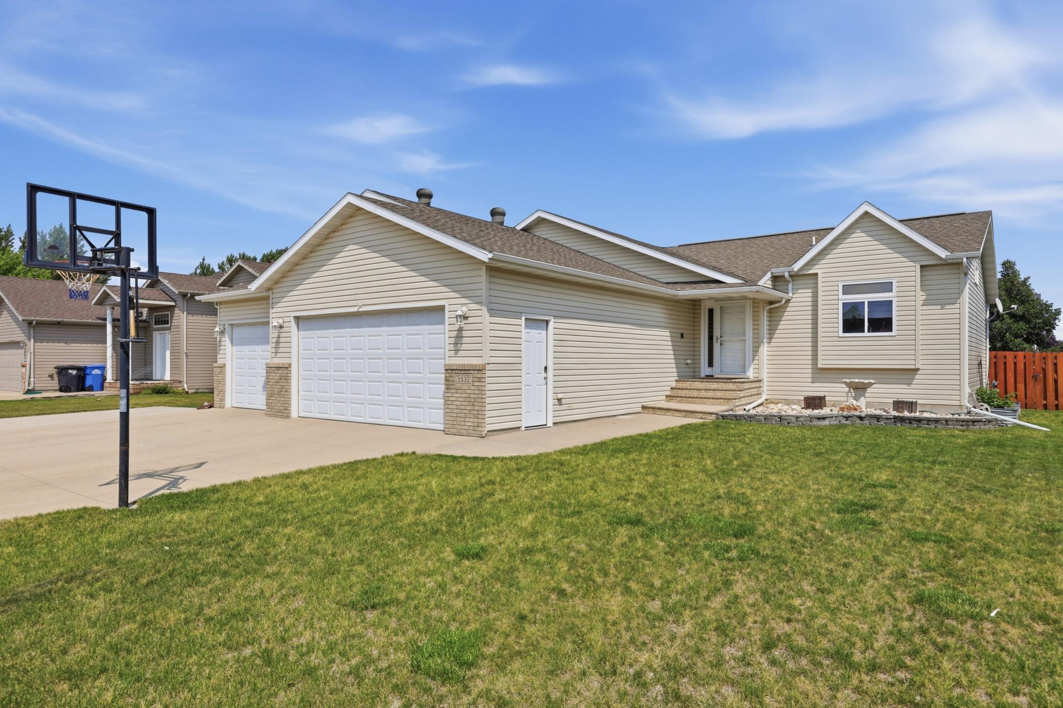 5th image of 3532 Lincoln St S, Fargo, ND 58104 | MLS# 7116273