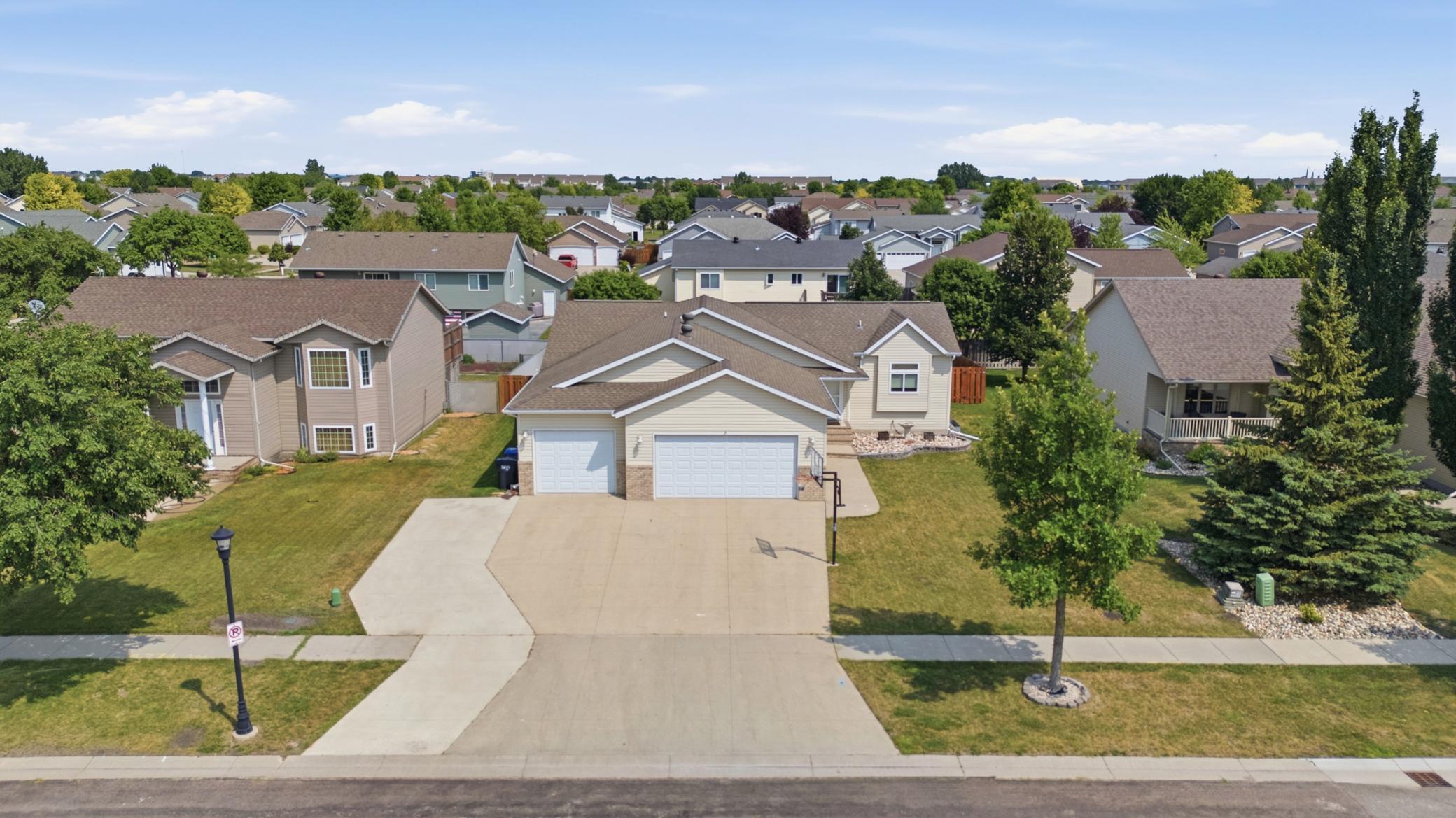 1st image of 3532 Lincoln St S, Fargo, ND 58104 | MLS# 7116273