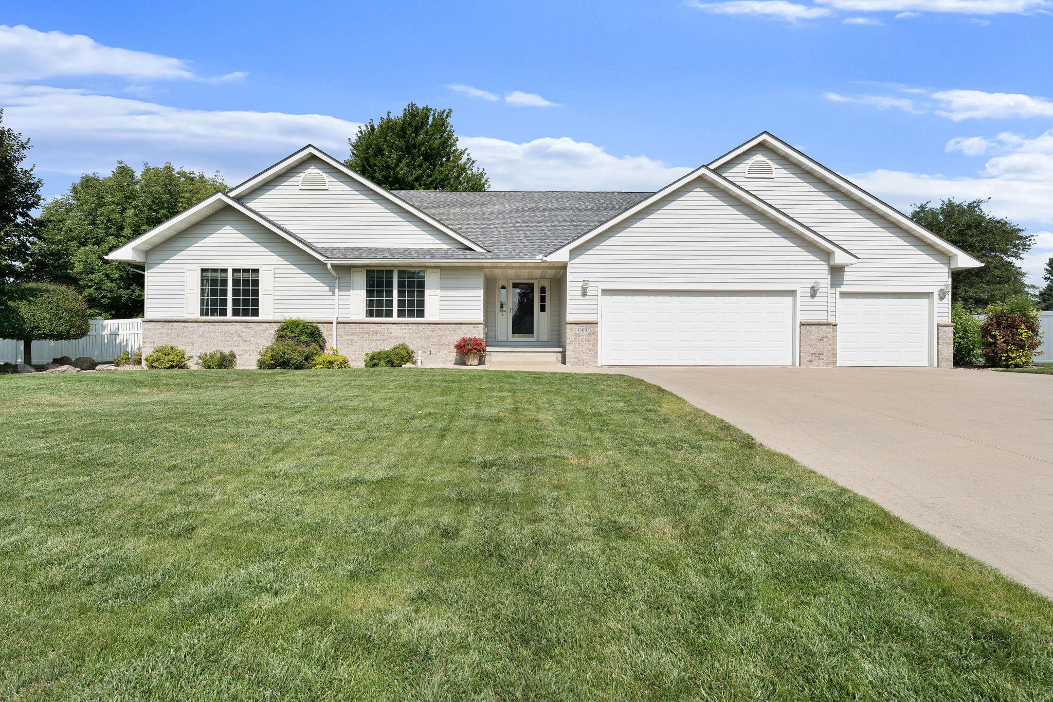 2nd image of 1300 26th St Sw, Austin, MN 55912 | MLS# 7116287