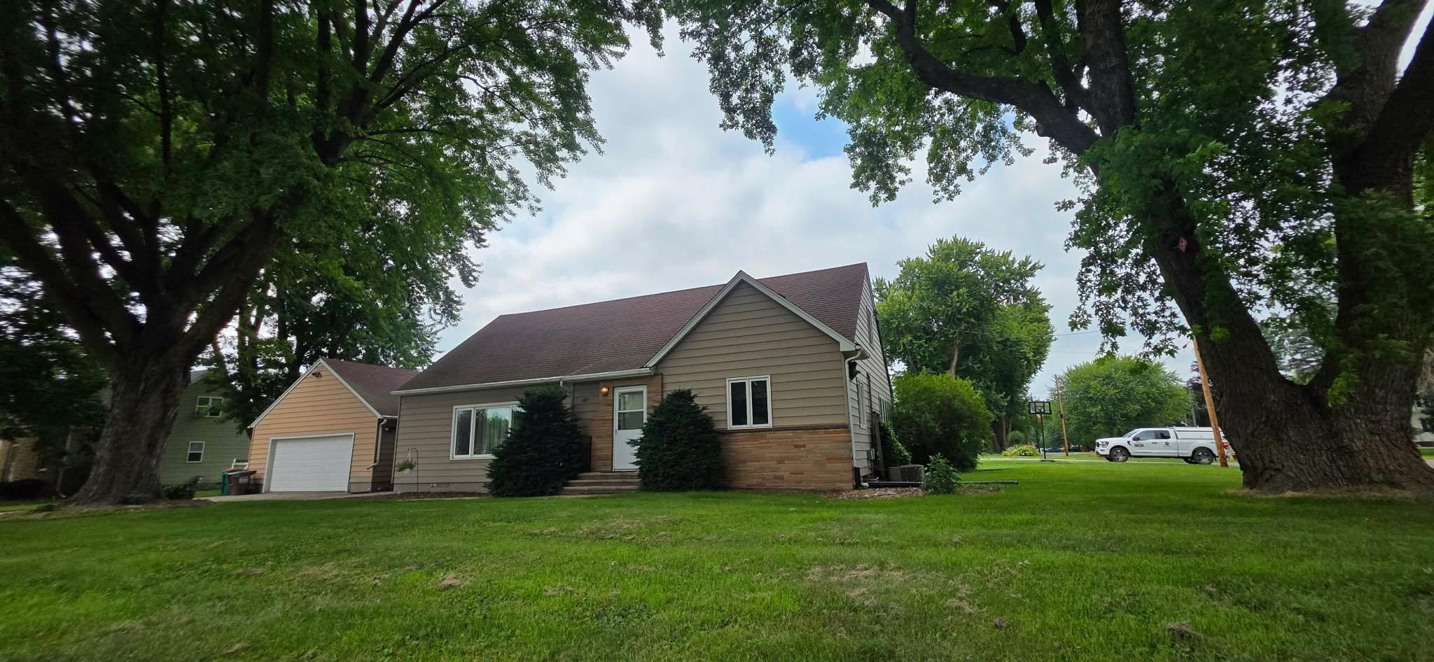 5th image of 107 Park Ave E, Hollandale, MN 56045 | MLS# 7116290