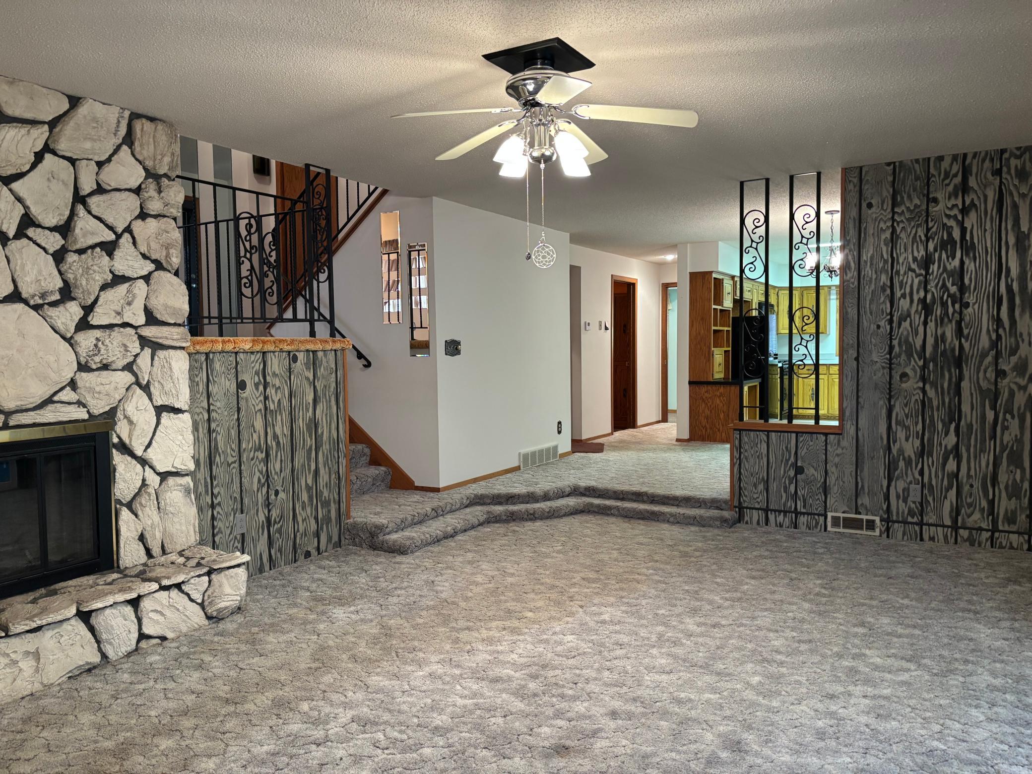 4th image of 1950 Knollwood Dr, Fairmont, MN 56031 | MLS# 7116314