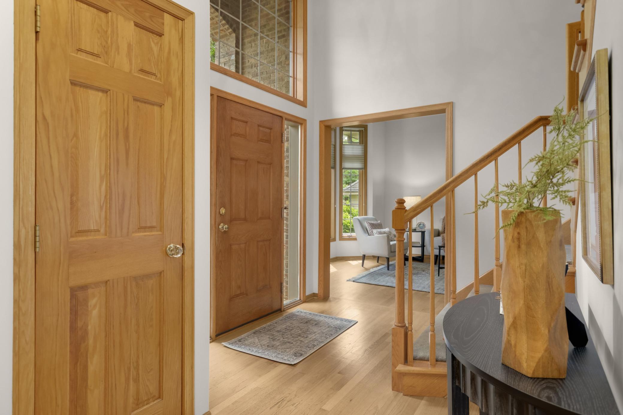 3rd image of 5715 Pond Dr, Saint Paul, MN 55126 | MLS# 7116336