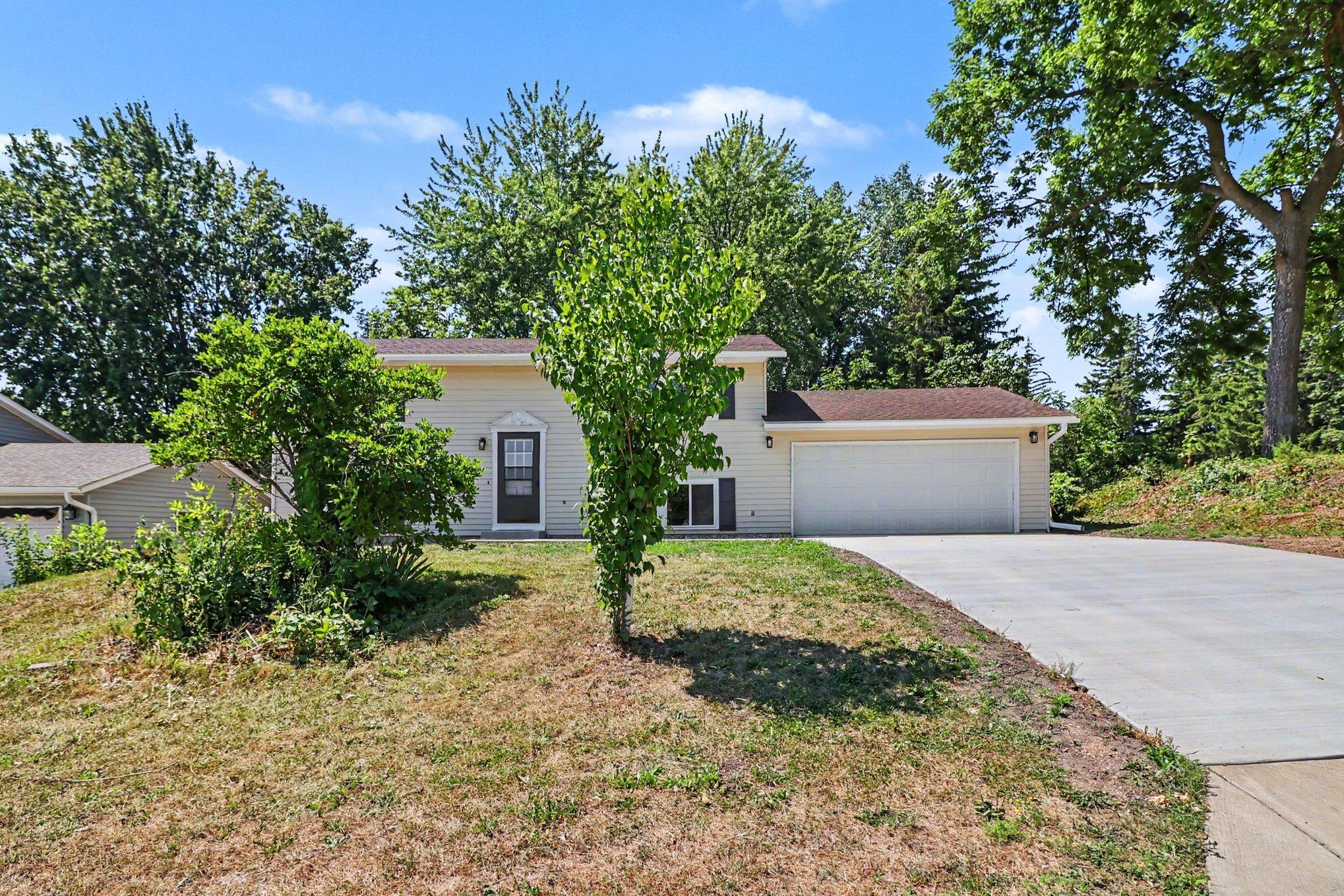 3rd image of 421 3Rd Ave Sw, Lonsdale, MN 55046 | MLS# 7116344