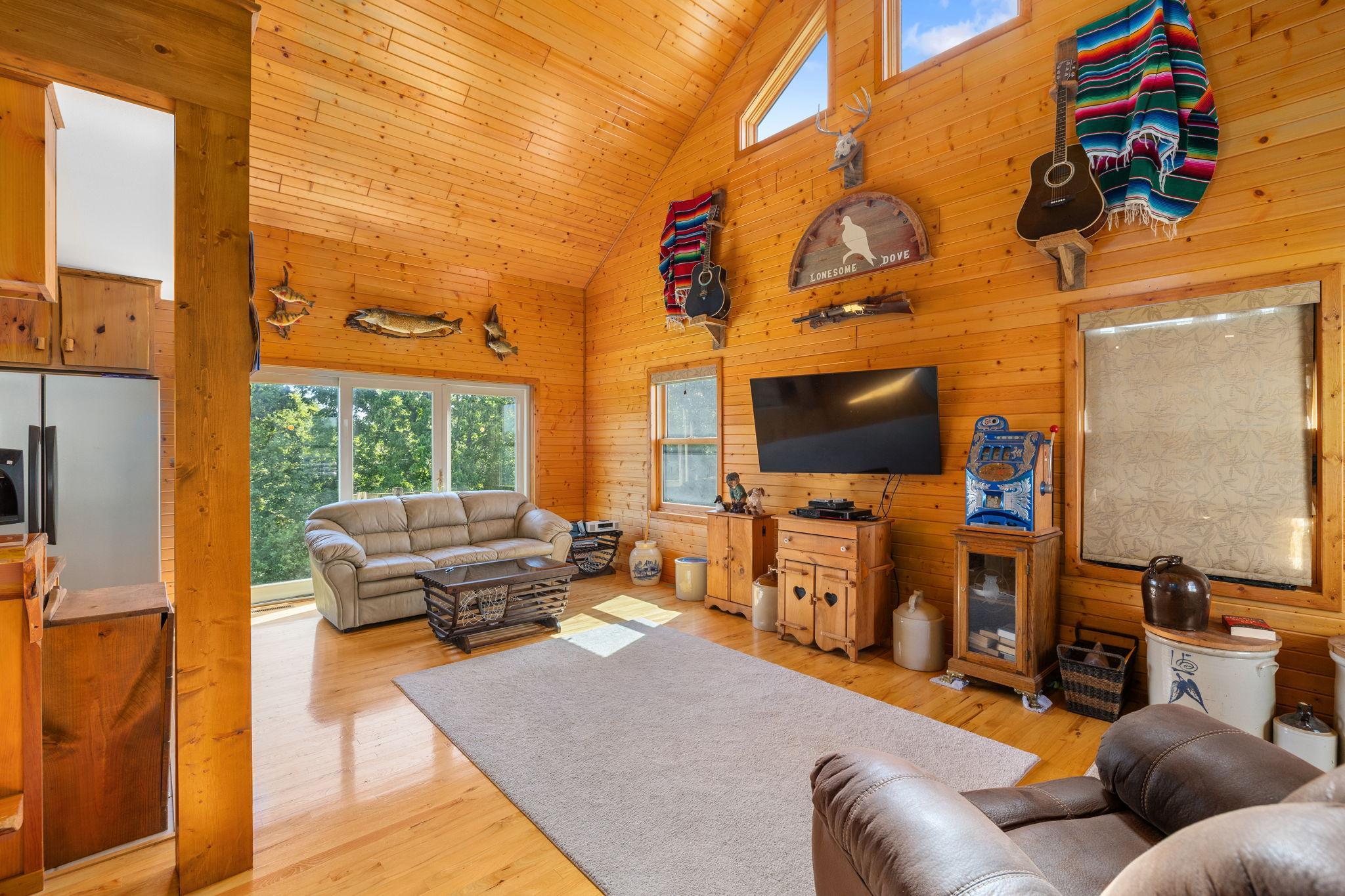 2nd image of 13348 Hillside Rd, Brownsville, MN 55919 | MLS# 7116356