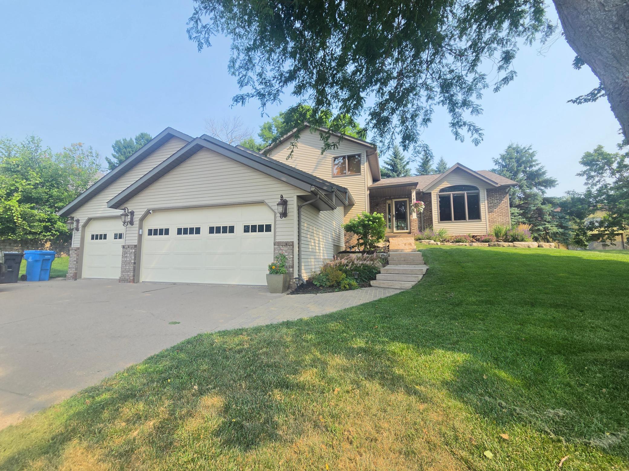 1st image of 1850 Garvin Heights Rd, Winona, MN 55987 | MLS# 7116367