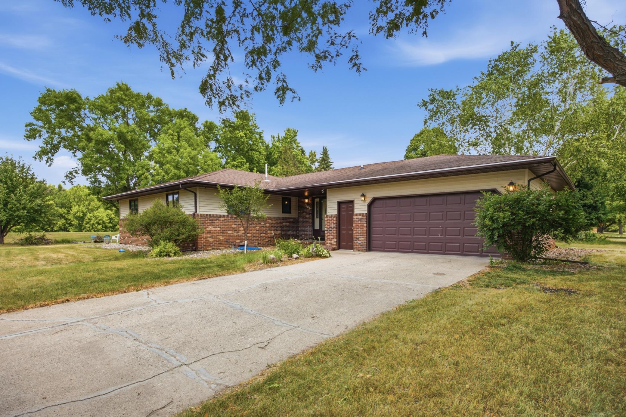 2nd image of 306 37th Ave S, Moorhead, MN 56560 | MLS# 7116392
