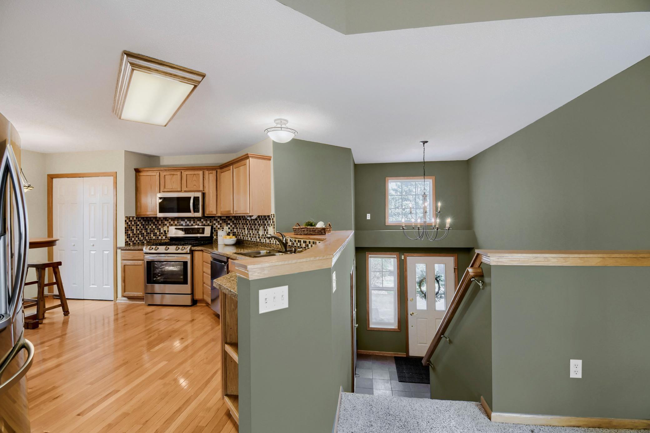 4th image of 10264 Country Club Alcove, Saint Paul, MN 55129 | MLS# 7116398