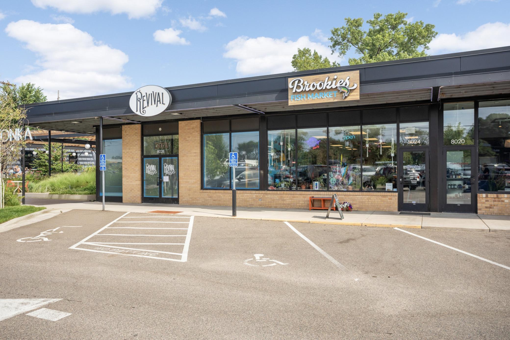 47th image of 2700 Brunswick Ave S, Saint Louis Park, MN 55416 | MLS# 7116446
