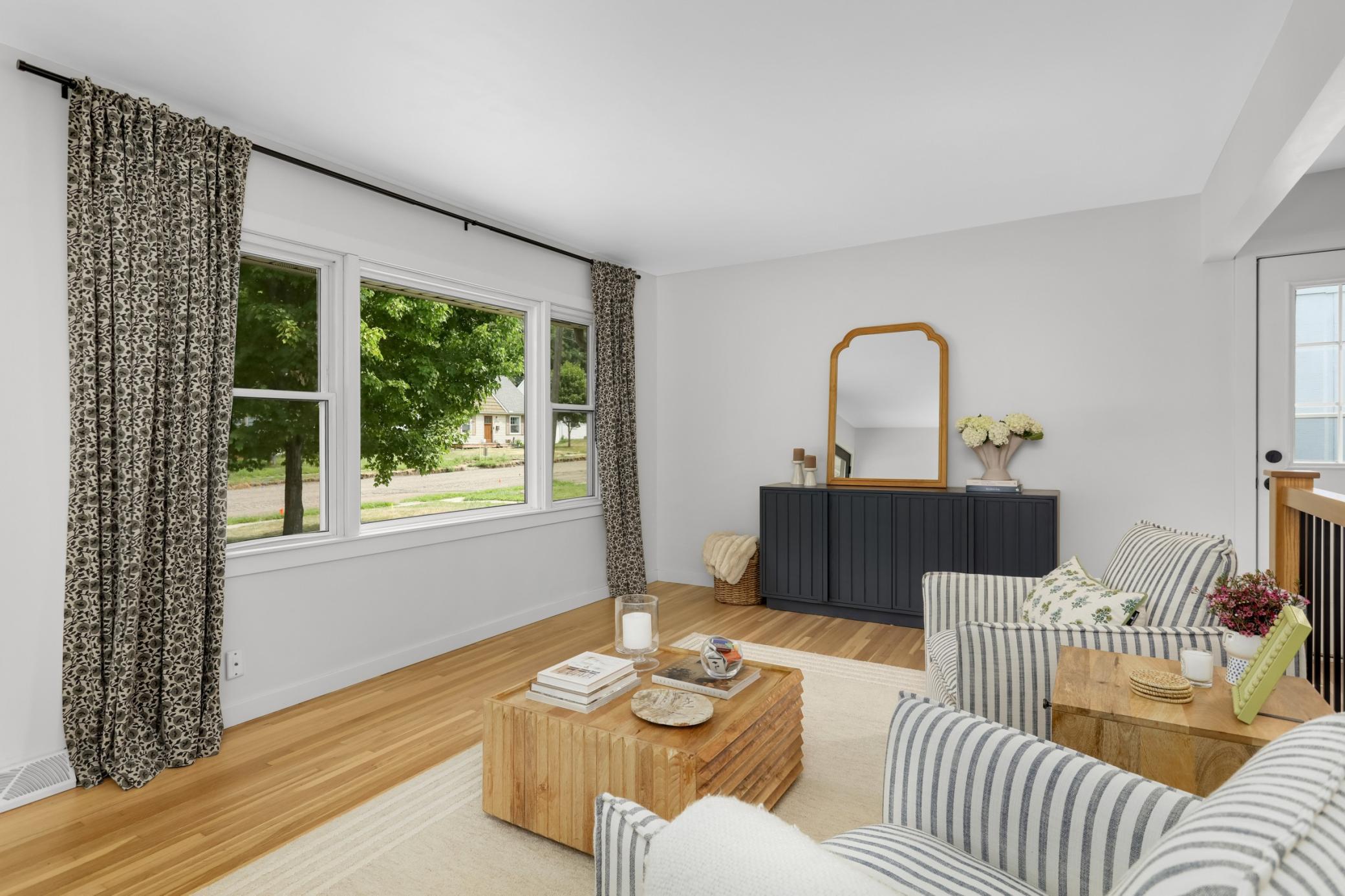 4th image of 2700 Brunswick Ave S, Saint Louis Park, MN 55416 | MLS# 7116446