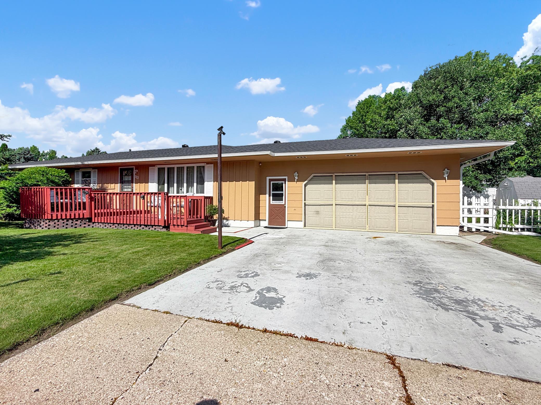 3rd image of 113 Circle Dr, Thief River Falls, MN 56701 | MLS# 7116483