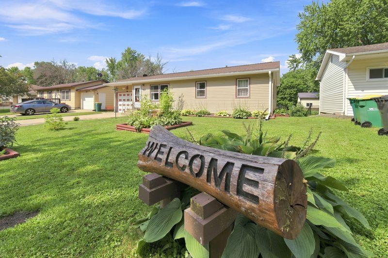 3rd image of 912 S 3Rd Ave, Albert Lea, MN 56007 | MLS# 7116543