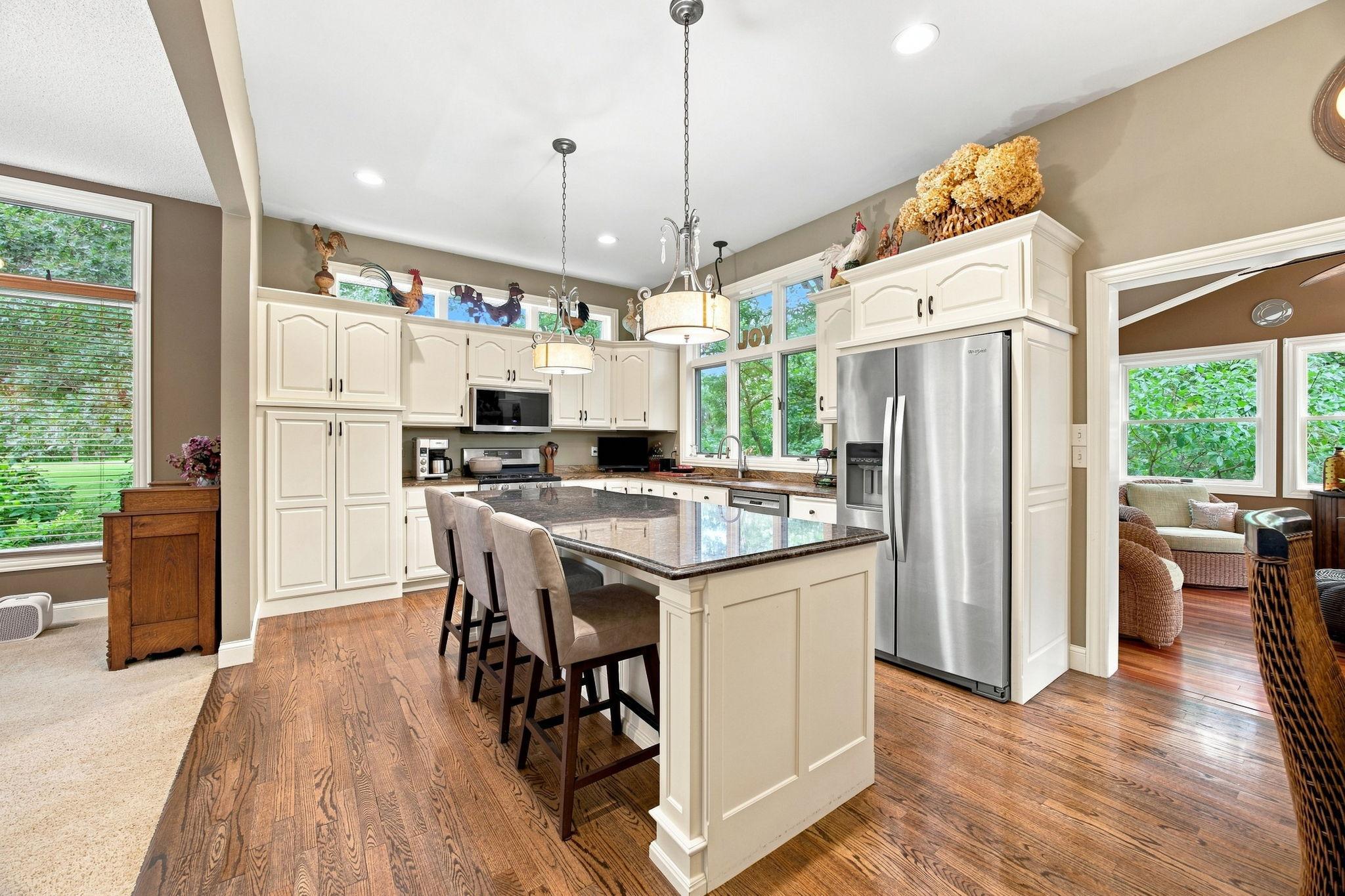 3rd image of 11160 Kingsborough Trl, Cottage Grove, MN 55016 | MLS# 7116558