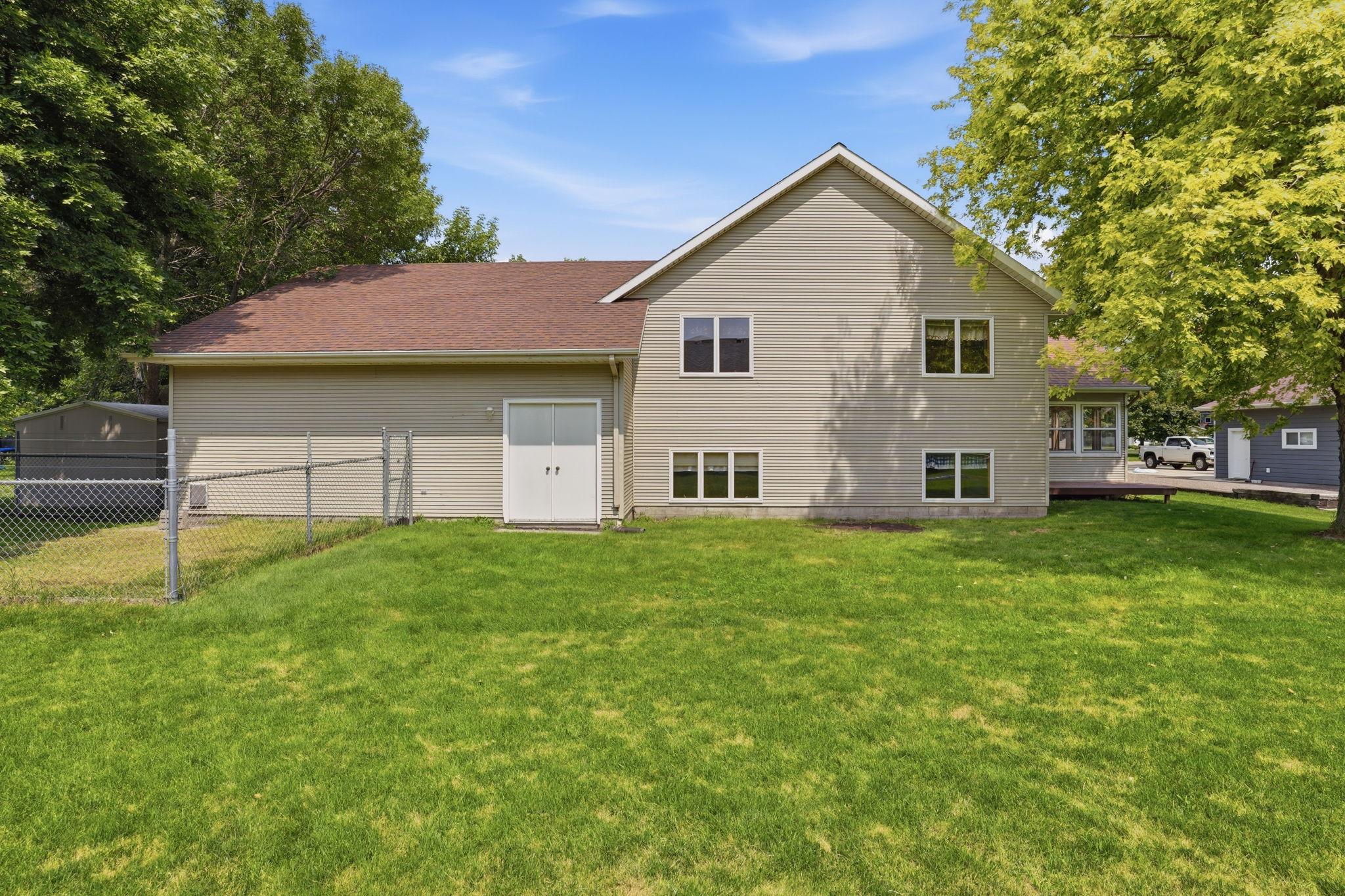5th image of 805 26Th Ave Sw, Willmar, MN 56201 | MLS# 7116629