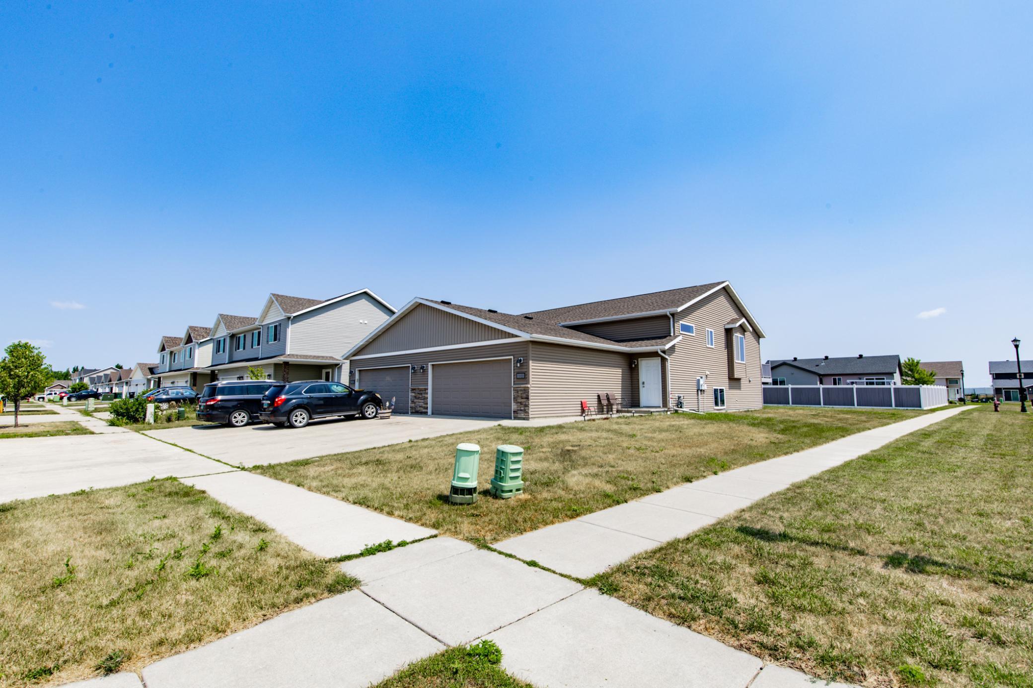 4th image of 1305 5Th St Nw, West Fargo, ND 58078 | MLS# 7116681