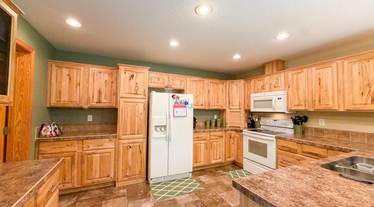 5th image of 5252 Elmwood Ct Ne, Bemidji, MN 56601 | MLS# 7116700