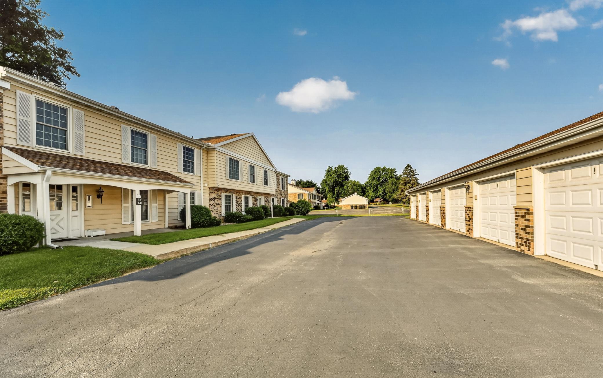 2nd image of 1931 Greenfield Ln Sw #C, Rochester, MN 55902 | MLS# 7116712