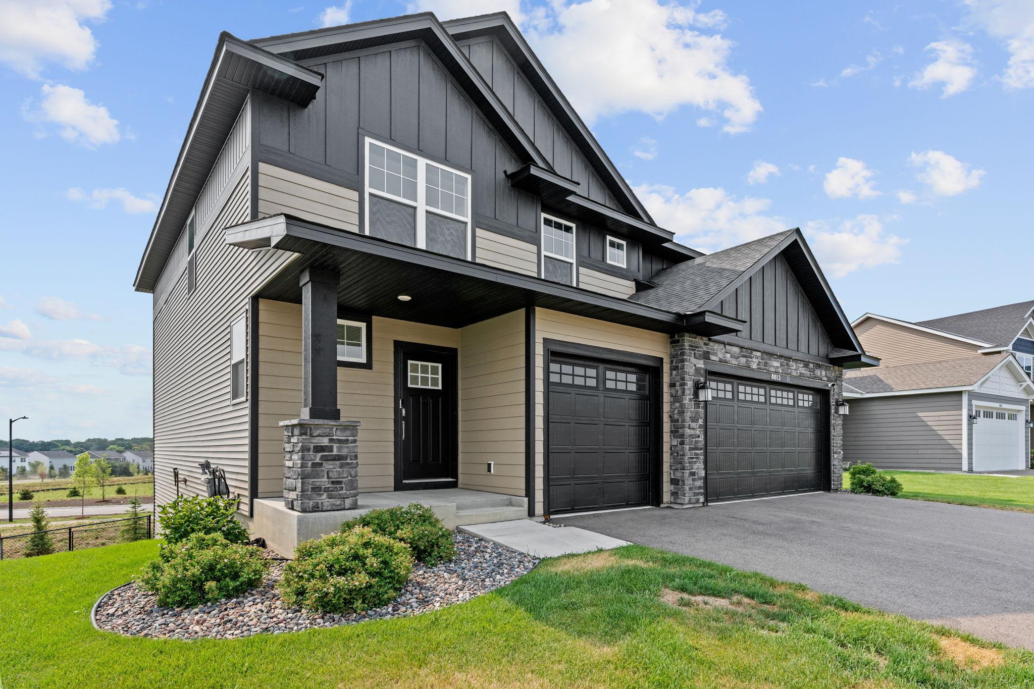 3rd image of 8813 Periwinkle Blvd, Saint Paul, MN 55129 | MLS# 7116717
